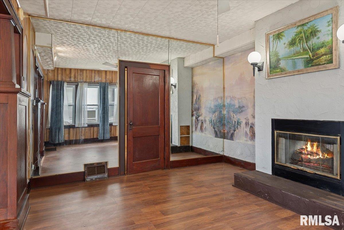 1309 E Converse Avenue, Springfield, Illinois image 8