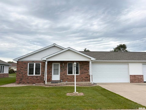 Homes For Sale - 203 Easy Street<br/> Washington, IL 61571