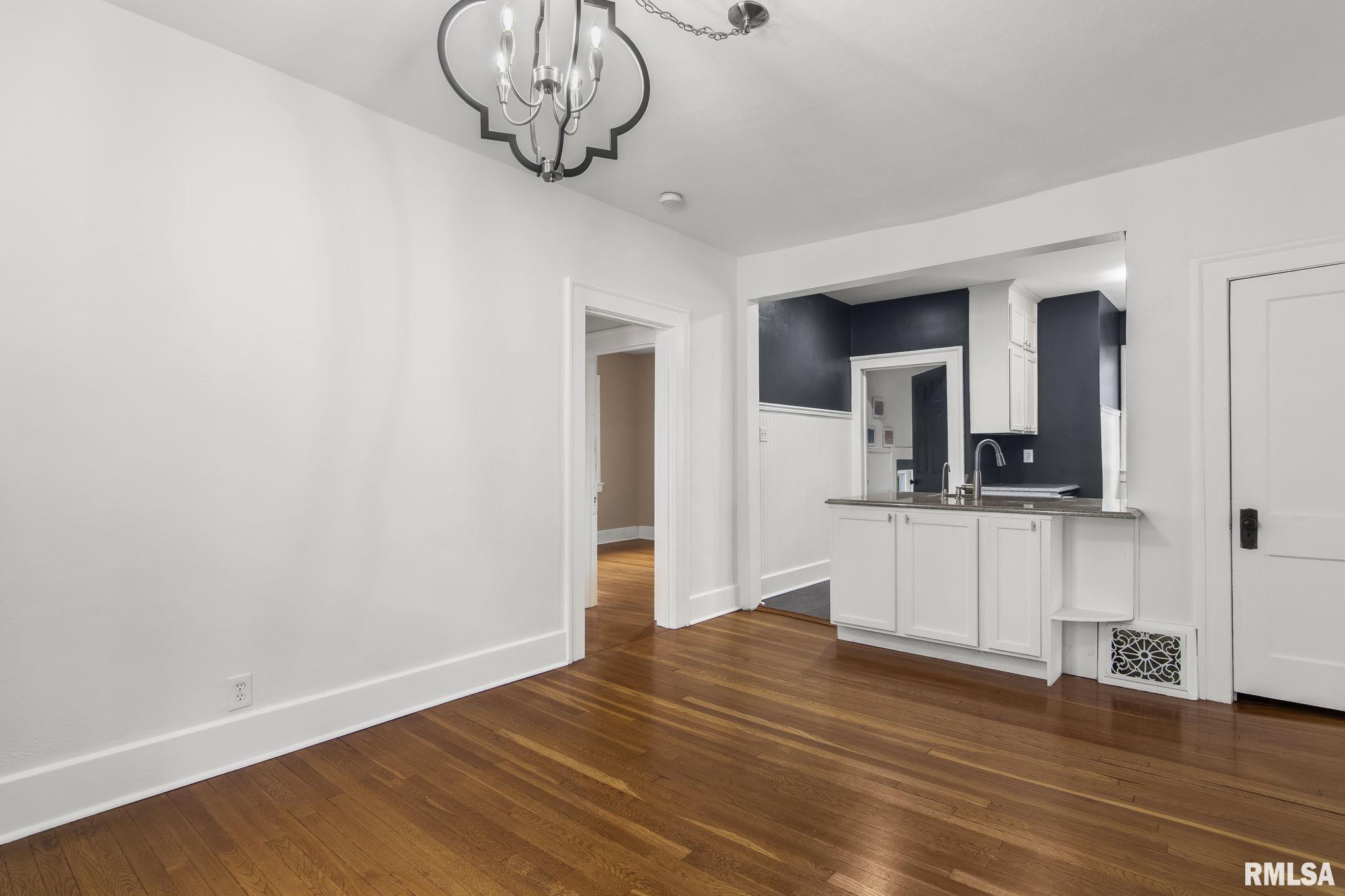 644 W Woodland Avenue, Springfield, Illinois image 11