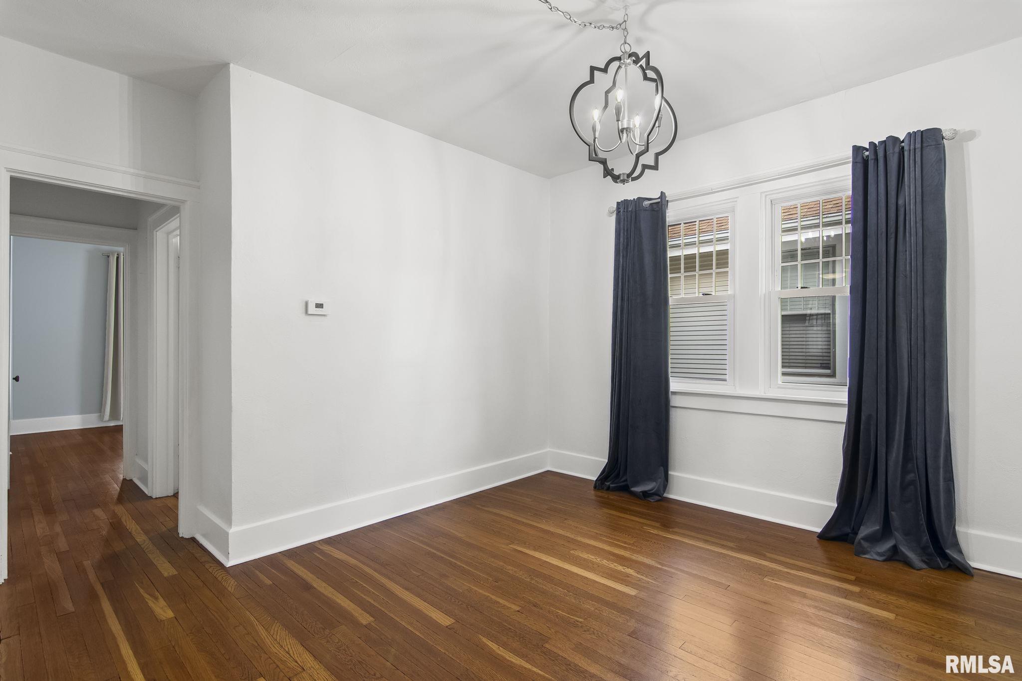 644 W Woodland Avenue, Springfield, Illinois image 10