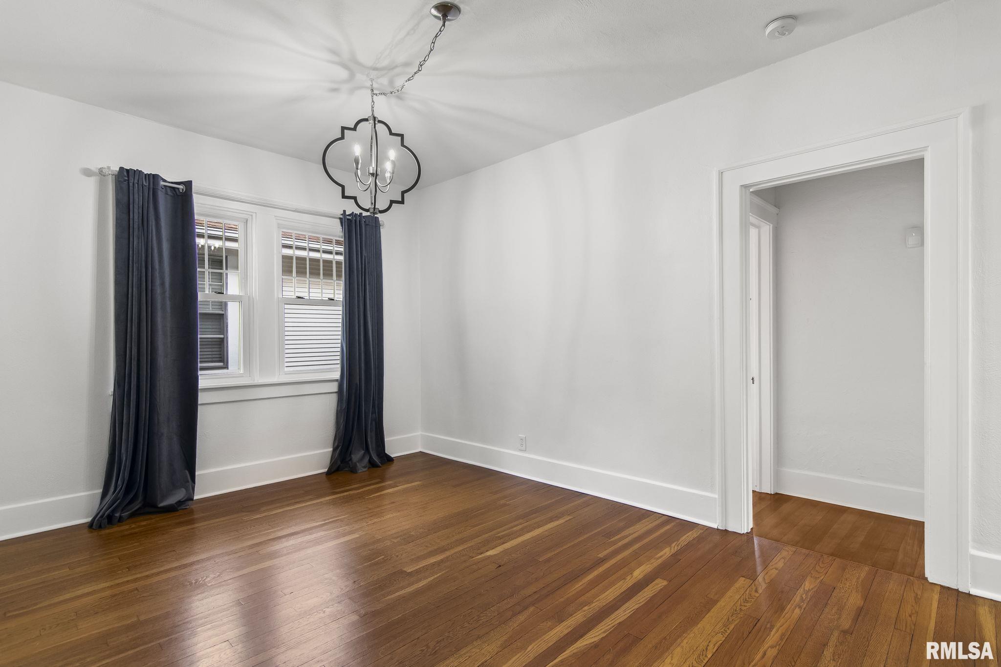 644 W Woodland Avenue, Springfield, Illinois image 9