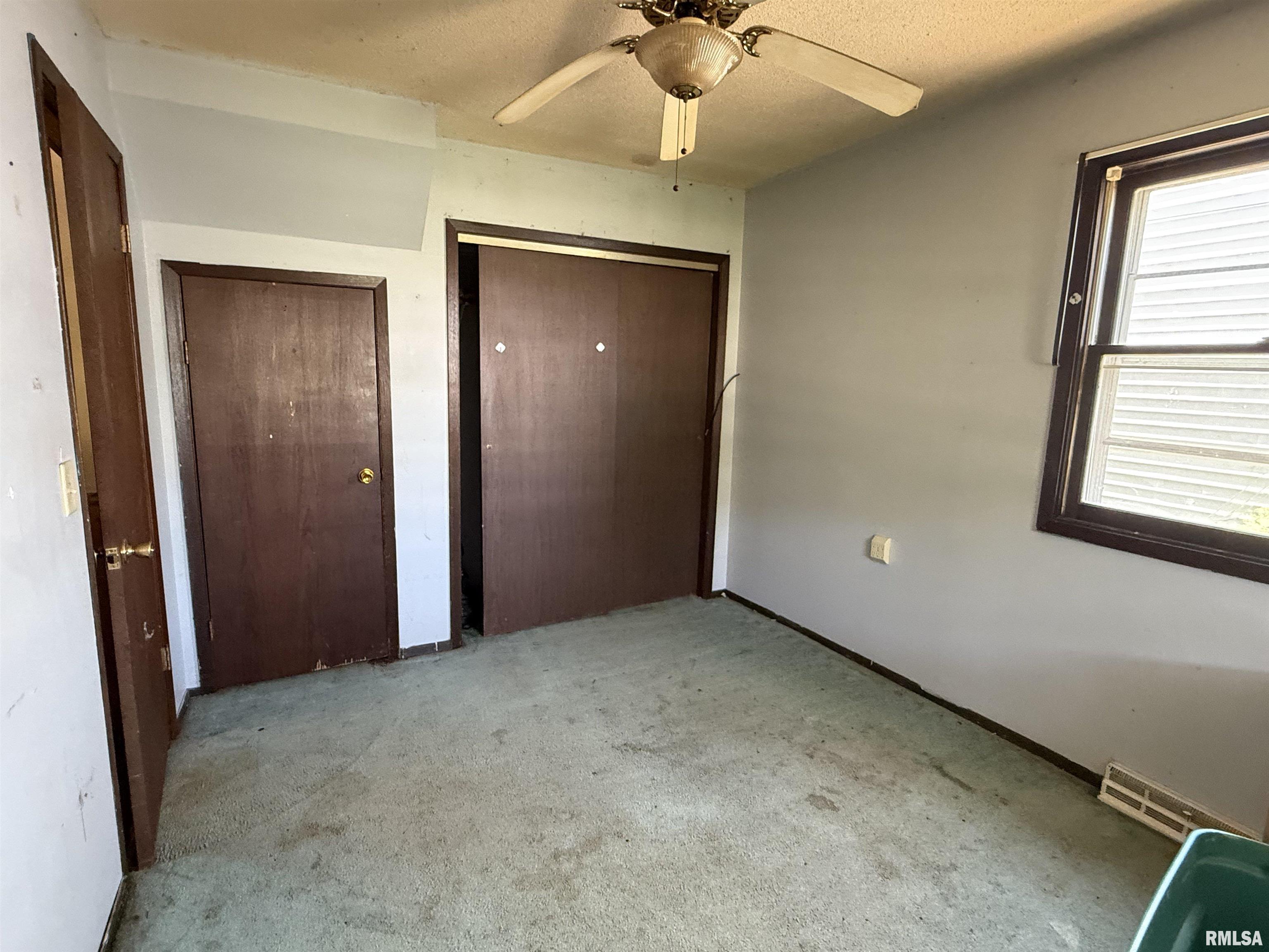 409 & 411 1st Street, Matherville, Illinois image 9