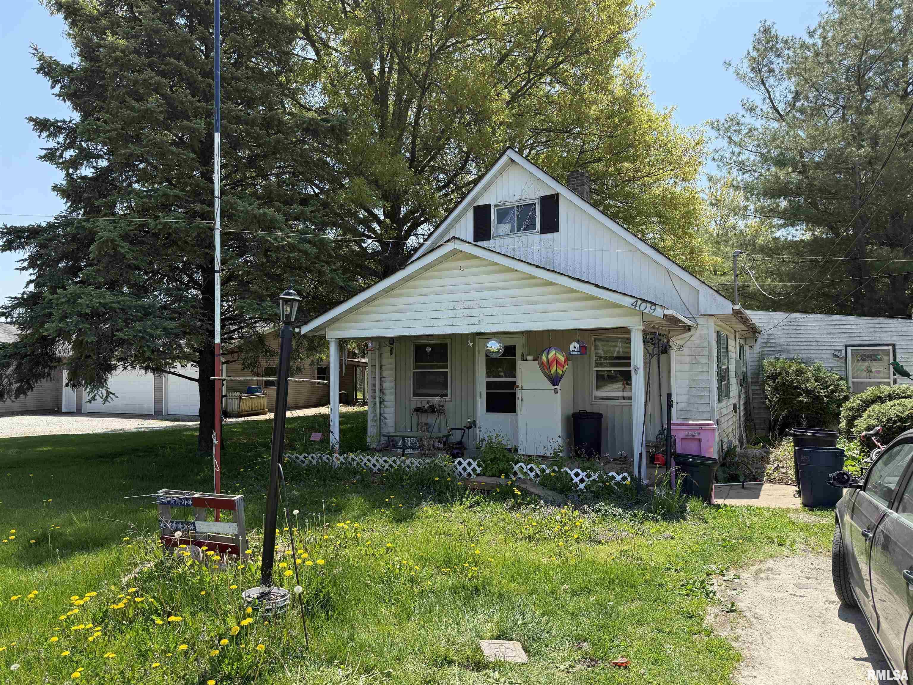 409 & 411 1st Street, Matherville, Illinois image 2