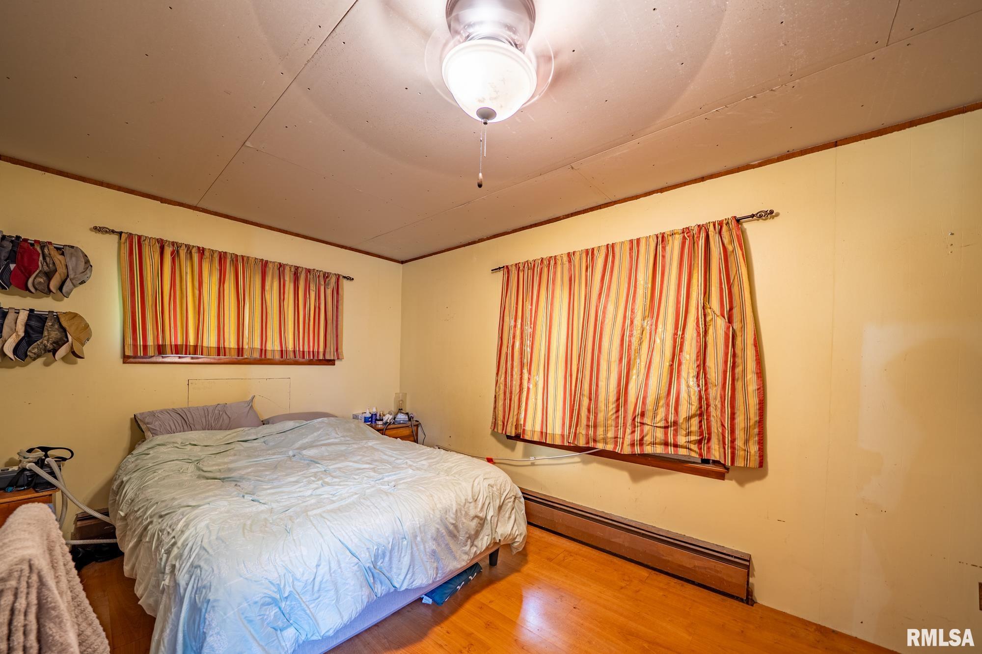 128 W Spruce Street, Canton, Illinois image 15