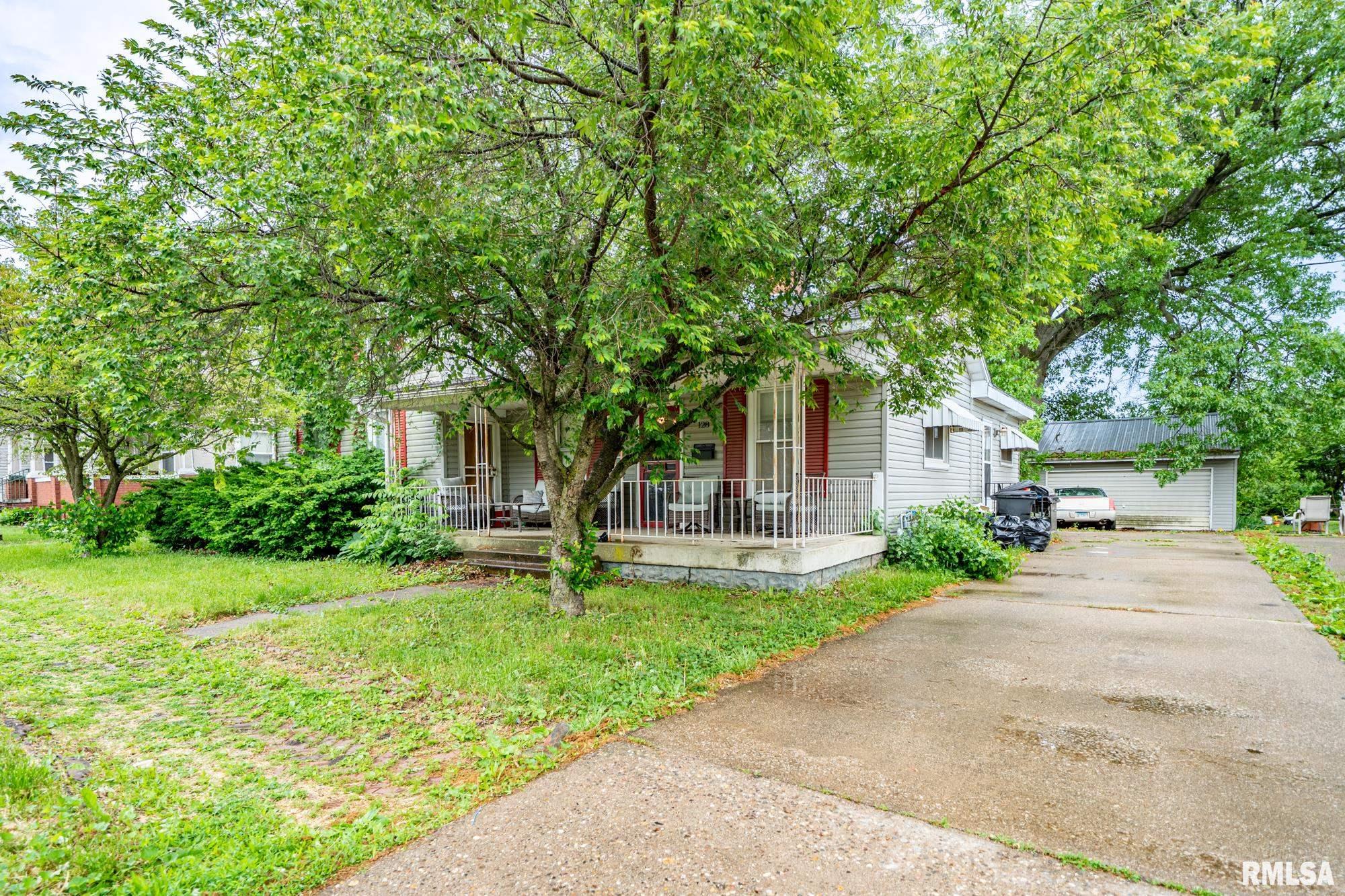 128 W Spruce Street, Canton, Illinois image 2