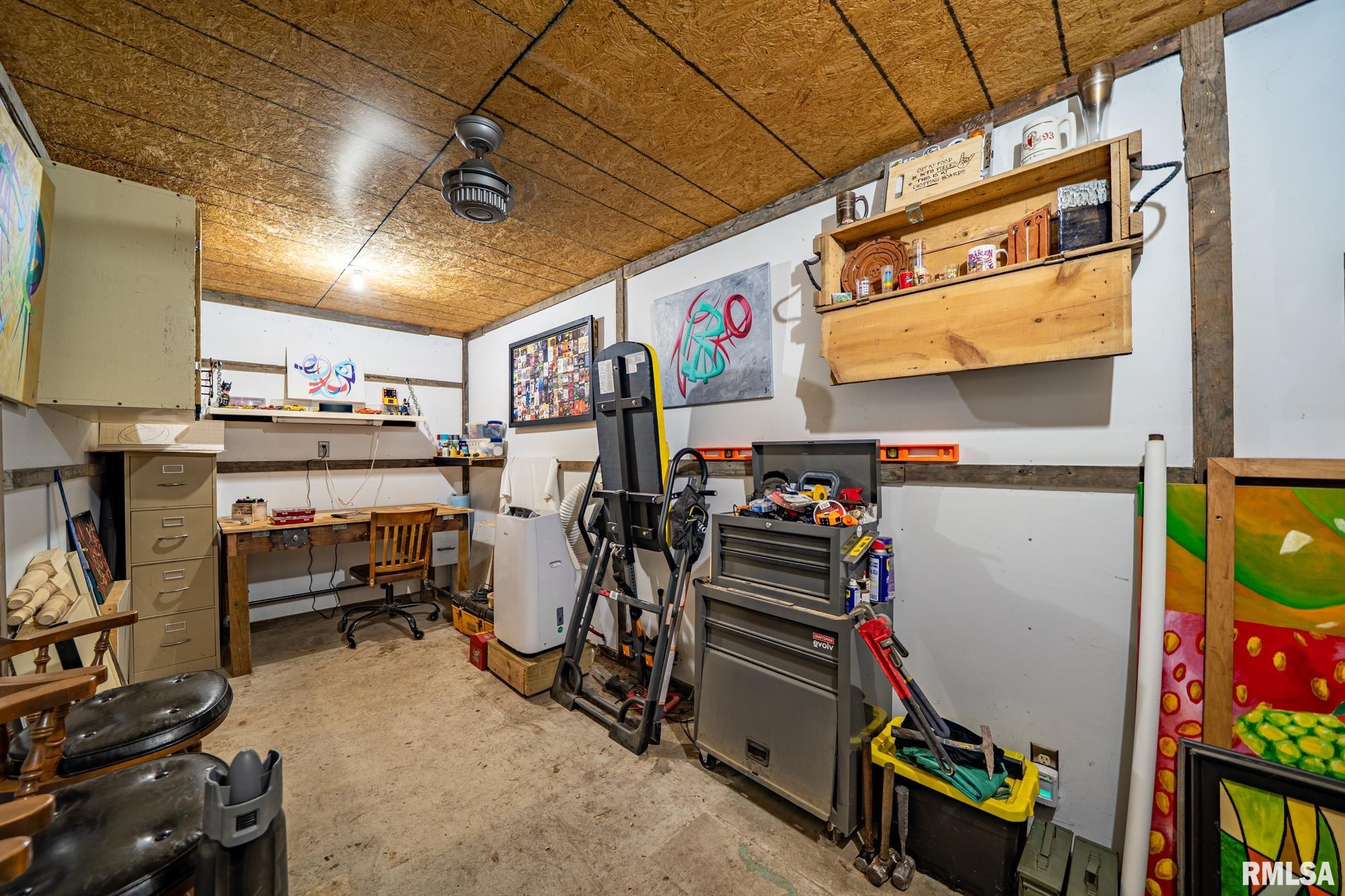 128 W Spruce Street, Canton, Illinois image 32