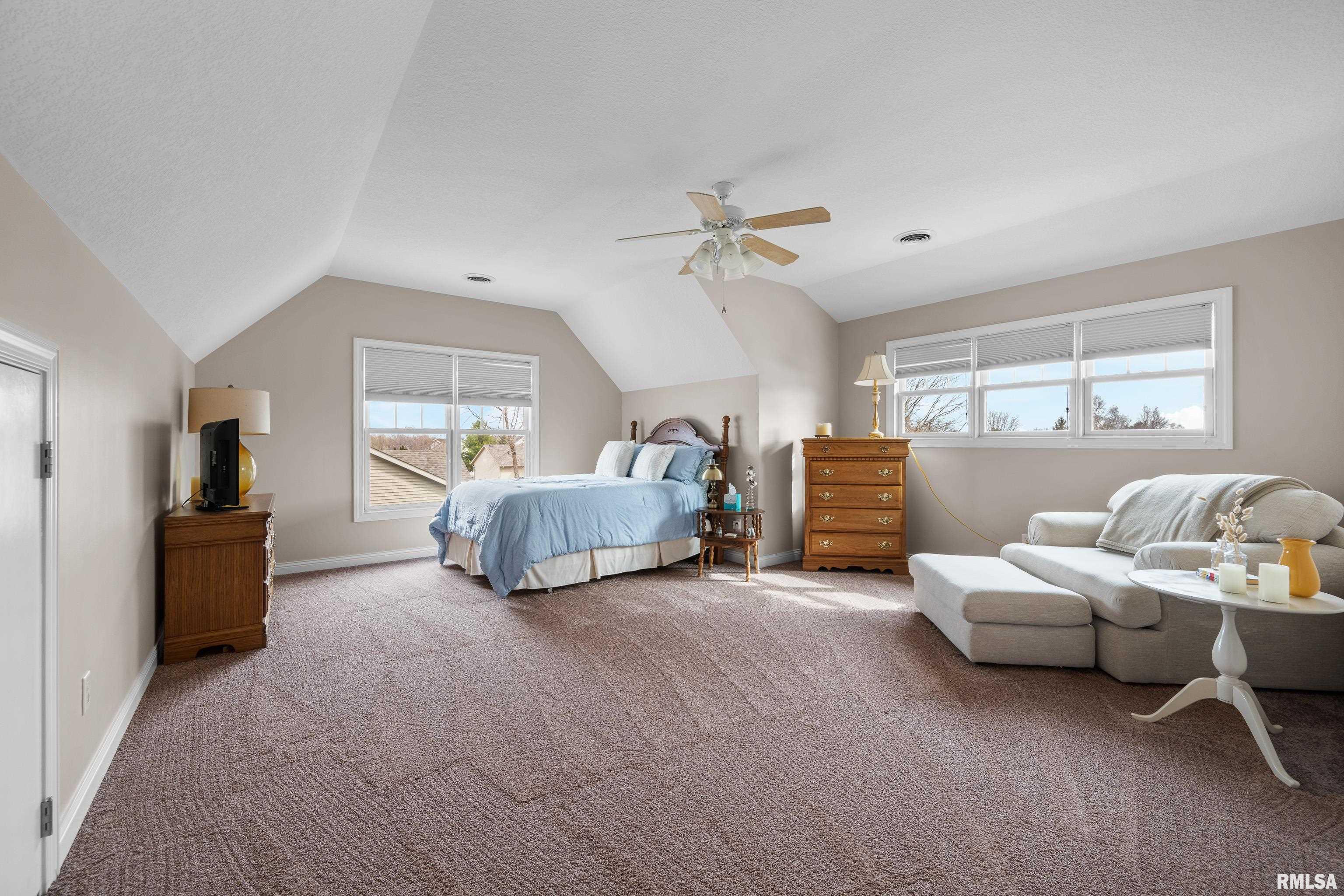 5255 Kristi Lane, Bettendorf, Iowa image 29
