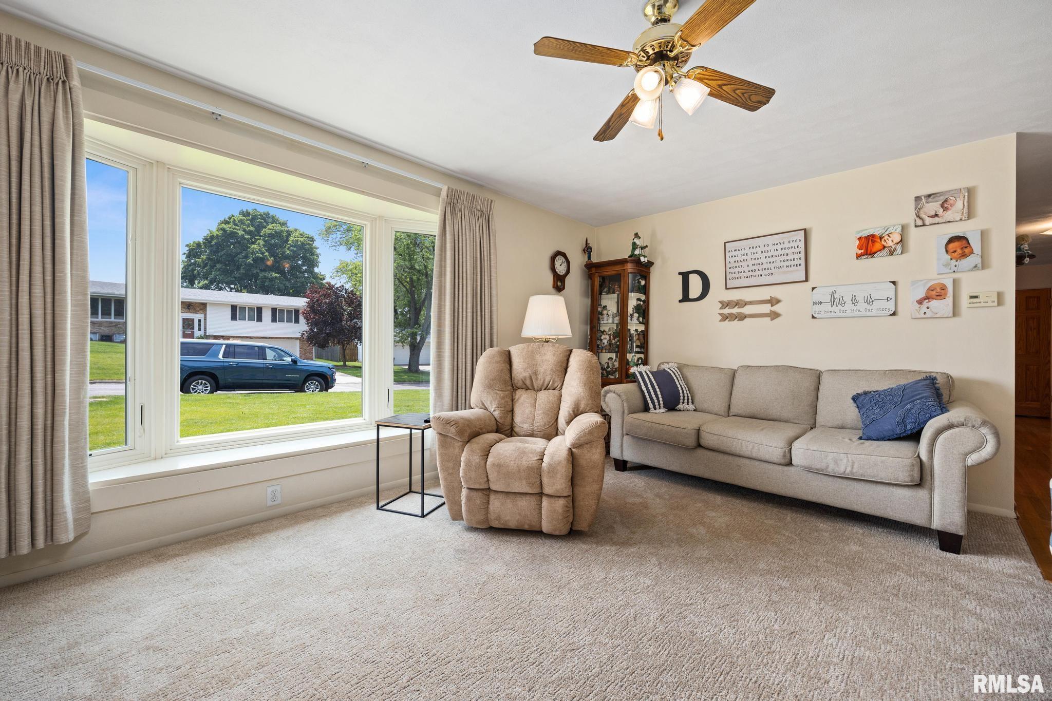 2731 W Pine Hill Lane, Peoria, Illinois image 5