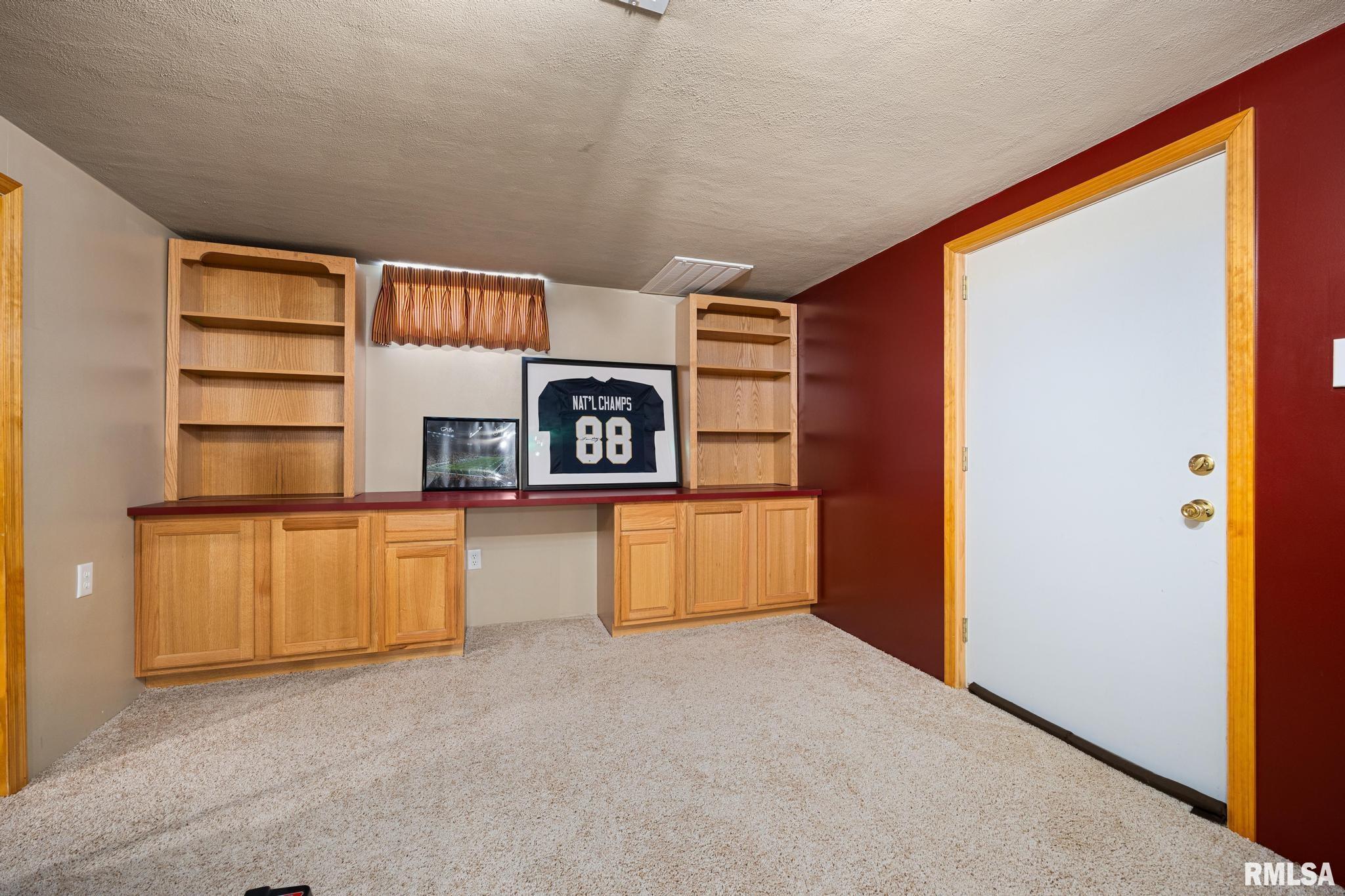 2731 W Pine Hill Lane, Peoria, Illinois image 23