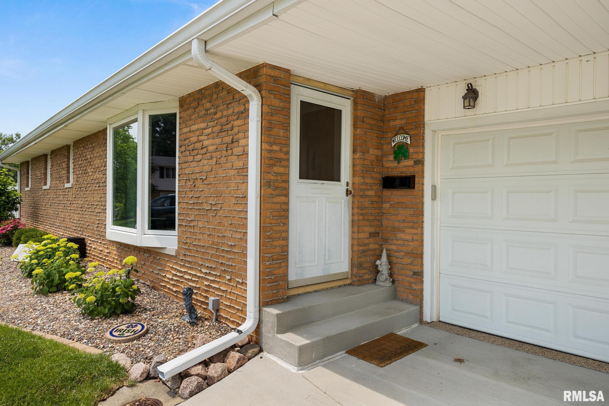 2731 W Pine Hill Lane, Peoria, Illinois image 4