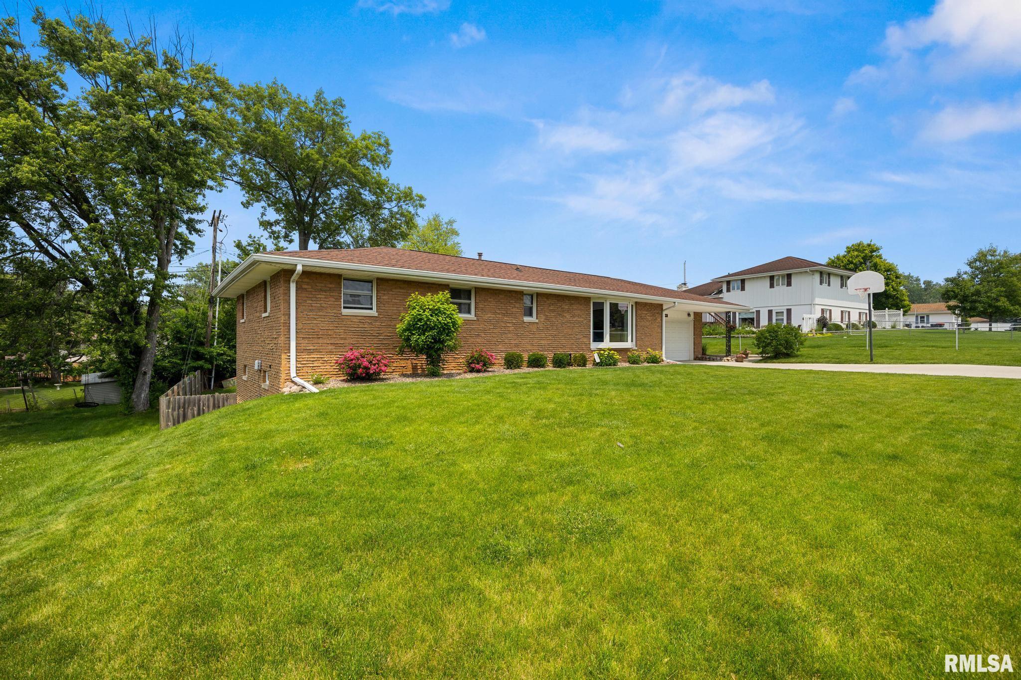 2731 W Pine Hill Lane, Peoria, Illinois image 2