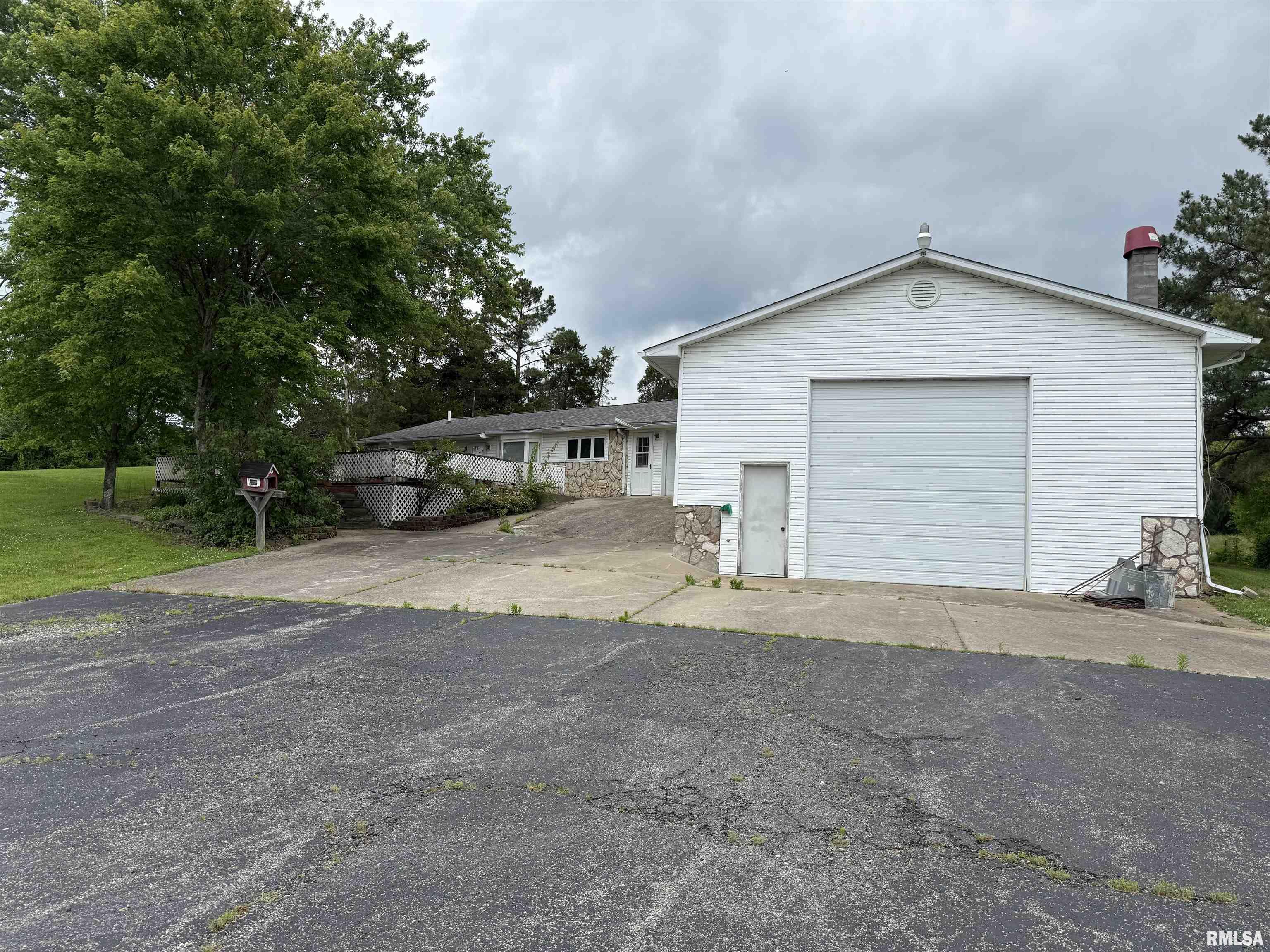 15 Dunn Lane, Goreville, Illinois image 6