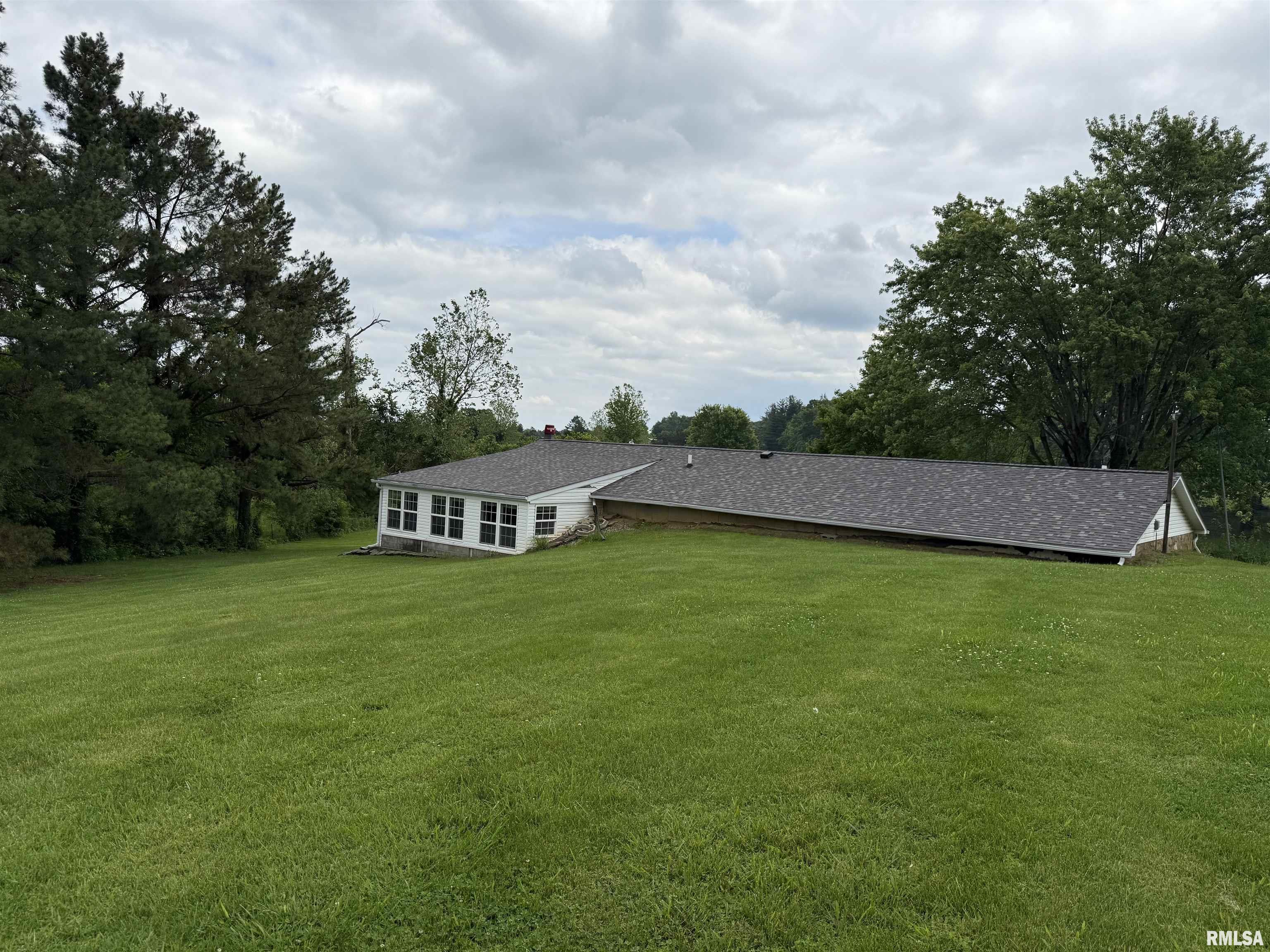 15 Dunn Lane, Goreville, Illinois image 14