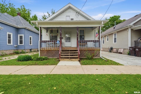 Homes For Sale - 809 E Republic Street<br/> Peoria, IL 61603
