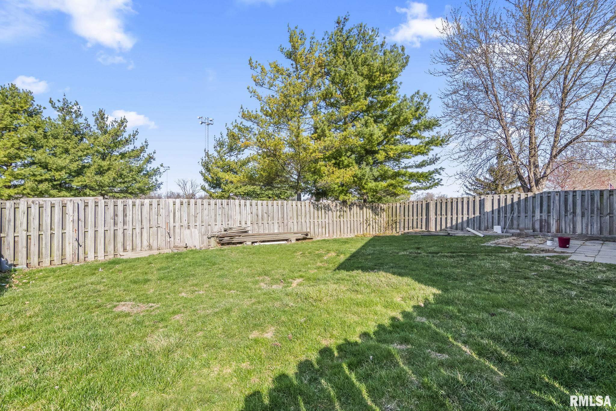 228 Brookside Glen Drive, Sherman, Illinois image 28