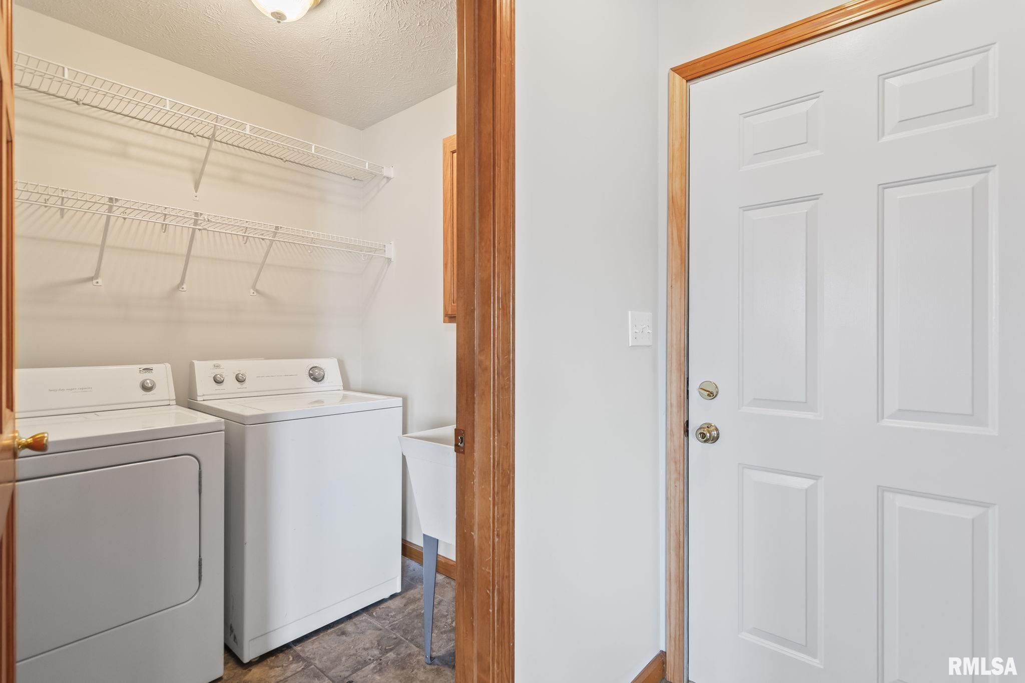 228 Brookside Glen Drive, Sherman, Illinois image 22