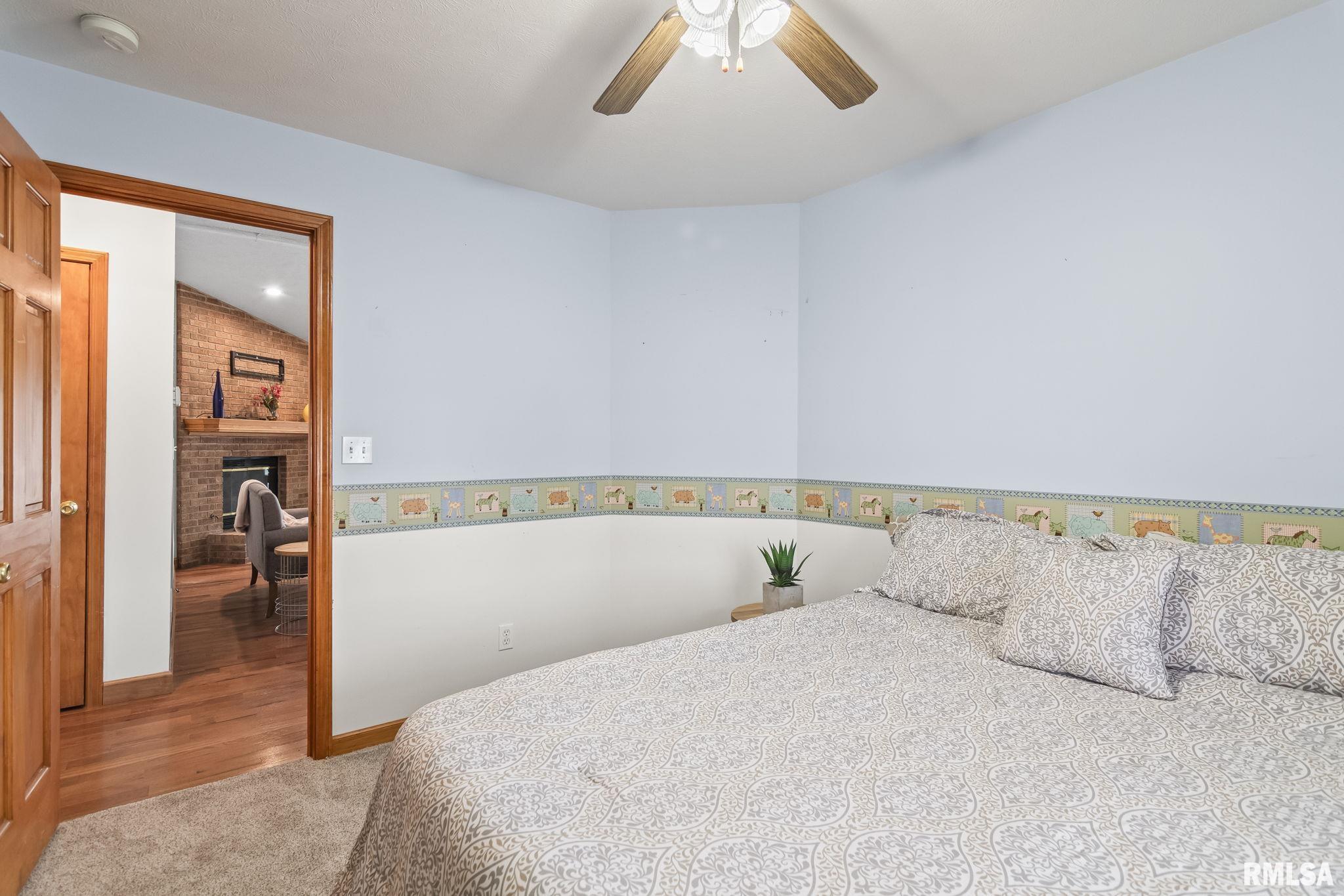 228 Brookside Glen Drive, Sherman, Illinois image 19