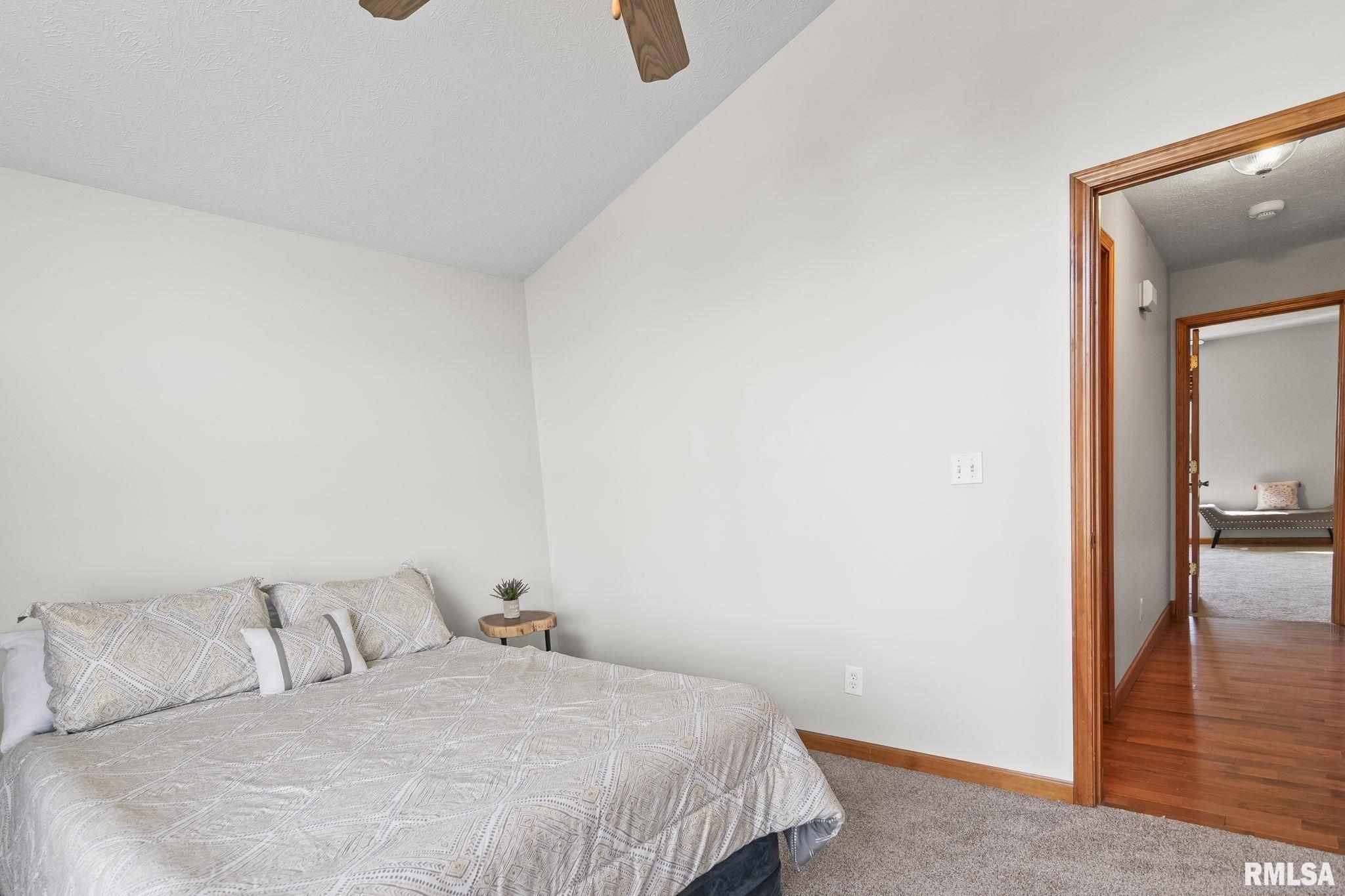 228 Brookside Glen Drive, Sherman, Illinois image 17