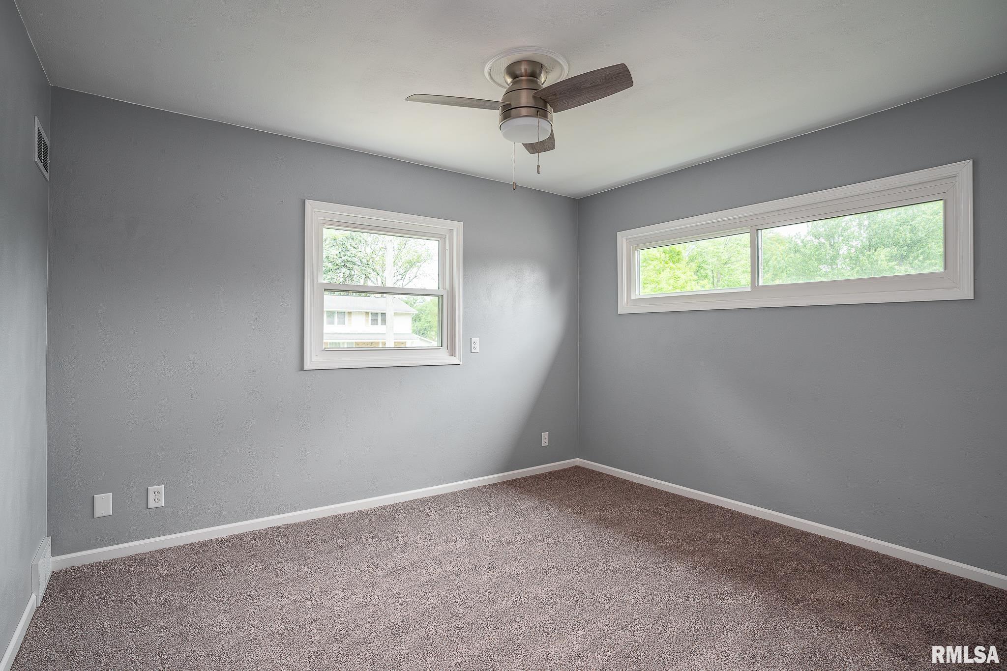 2845 Washington Lane, Davenport, Iowa image 11