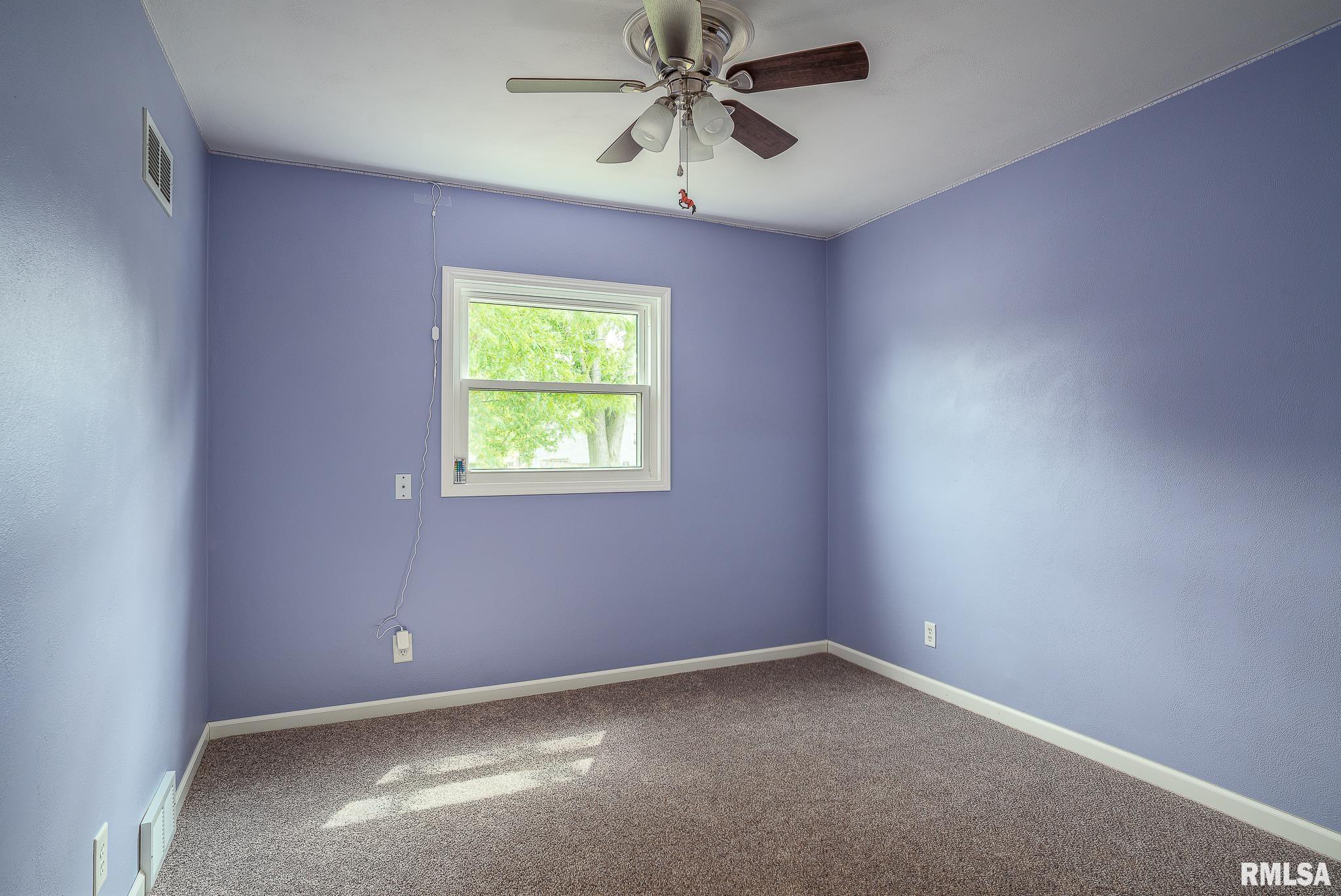 2845 Washington Lane, Davenport, Iowa image 15