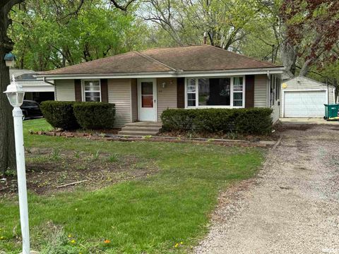 Photo of 4421 W CROST Road, Peoria, IL 61604 (MLS # PA1265638)