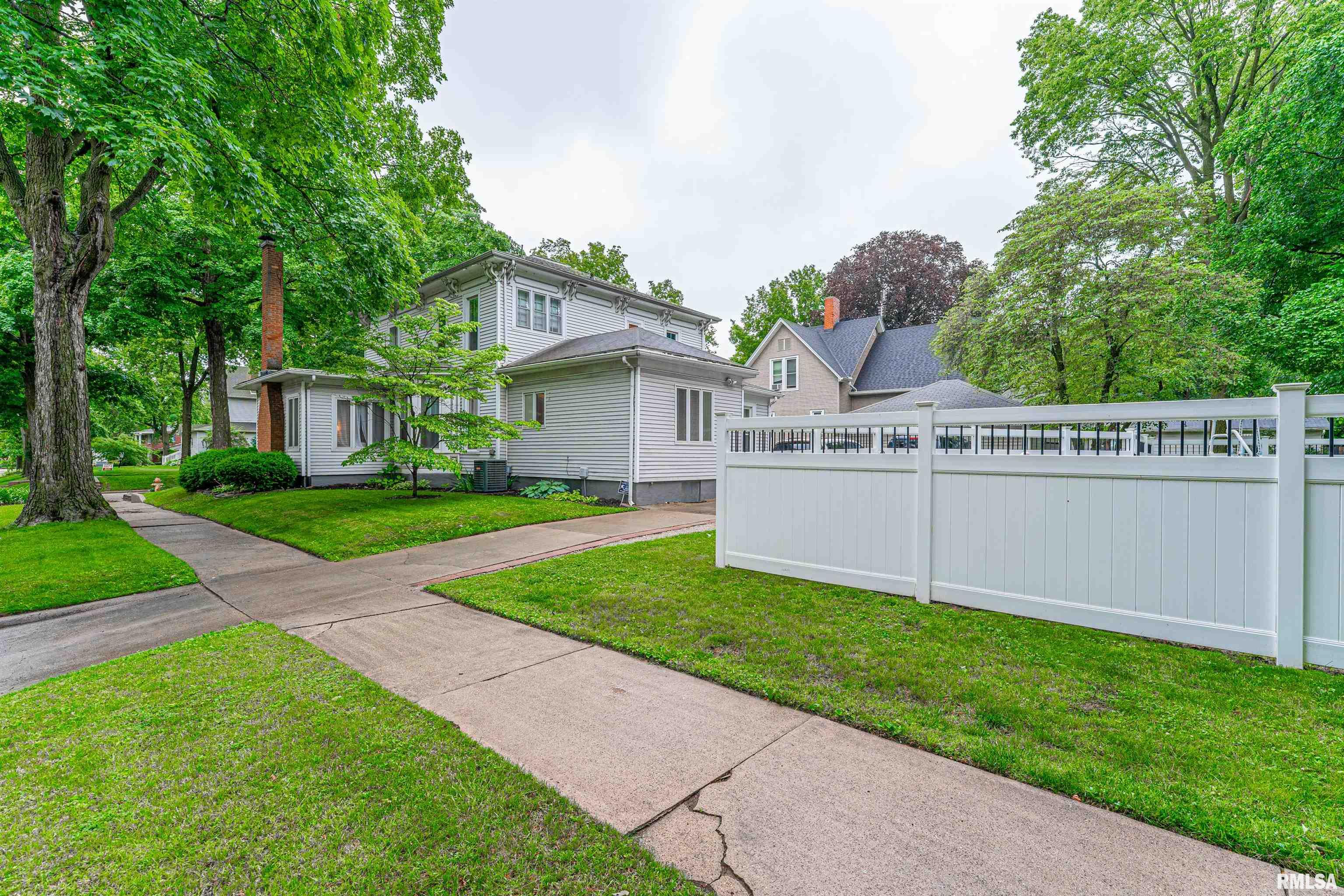 226 Delavan Street, Lincoln, Illinois image 40