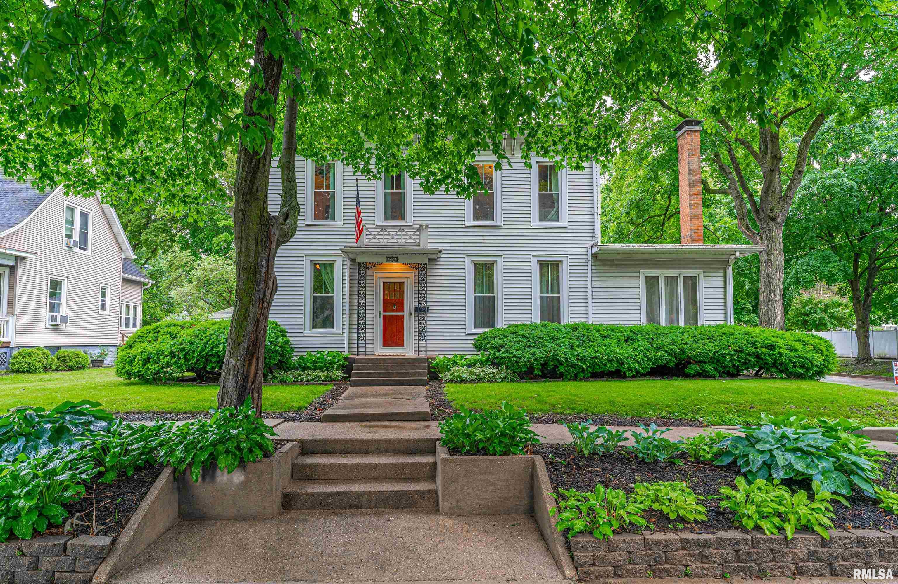 226 Delavan Street, Lincoln, Illinois image 2