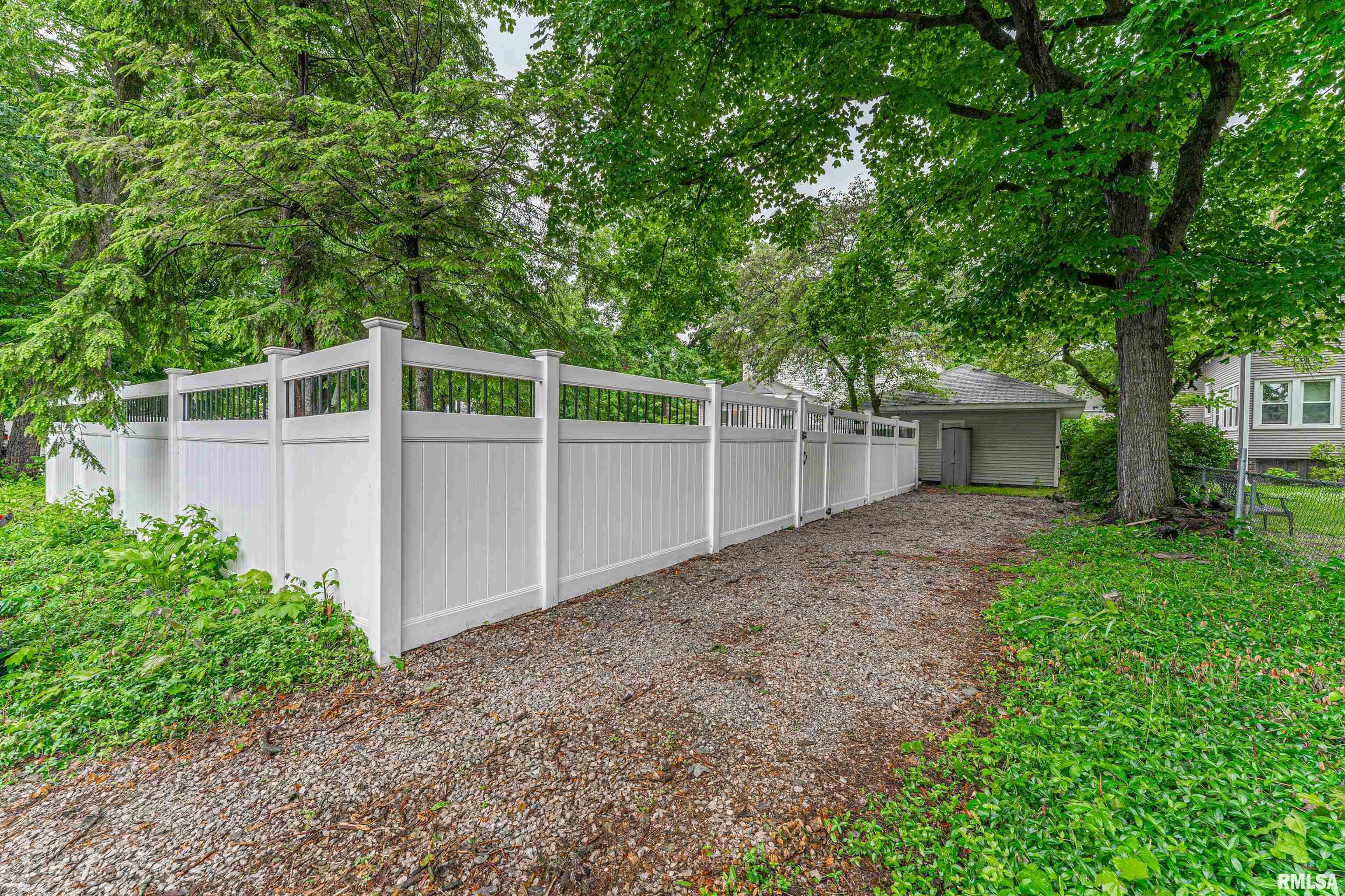 226 Delavan Street, Lincoln, Illinois image 39