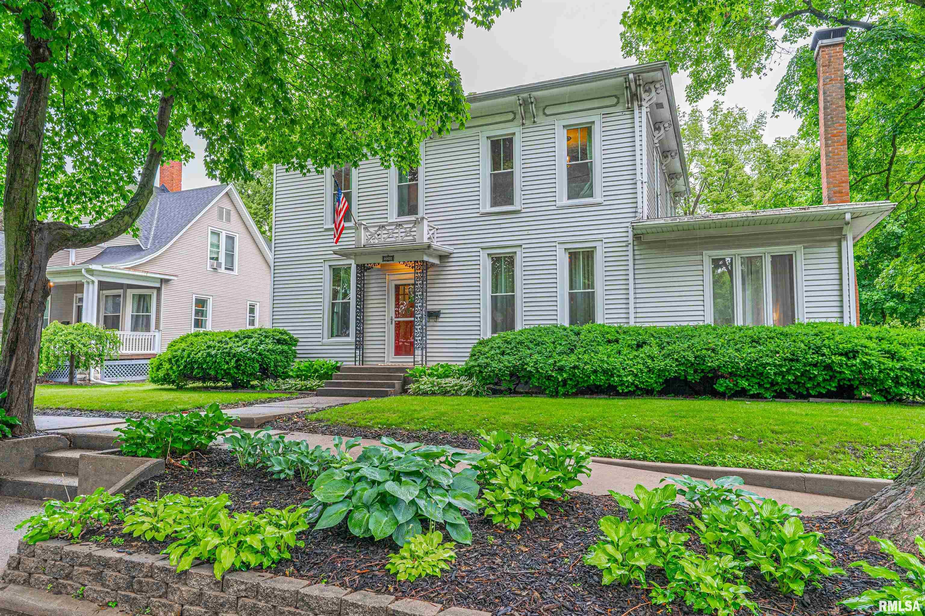 226 Delavan Street, Lincoln, Illinois image 1