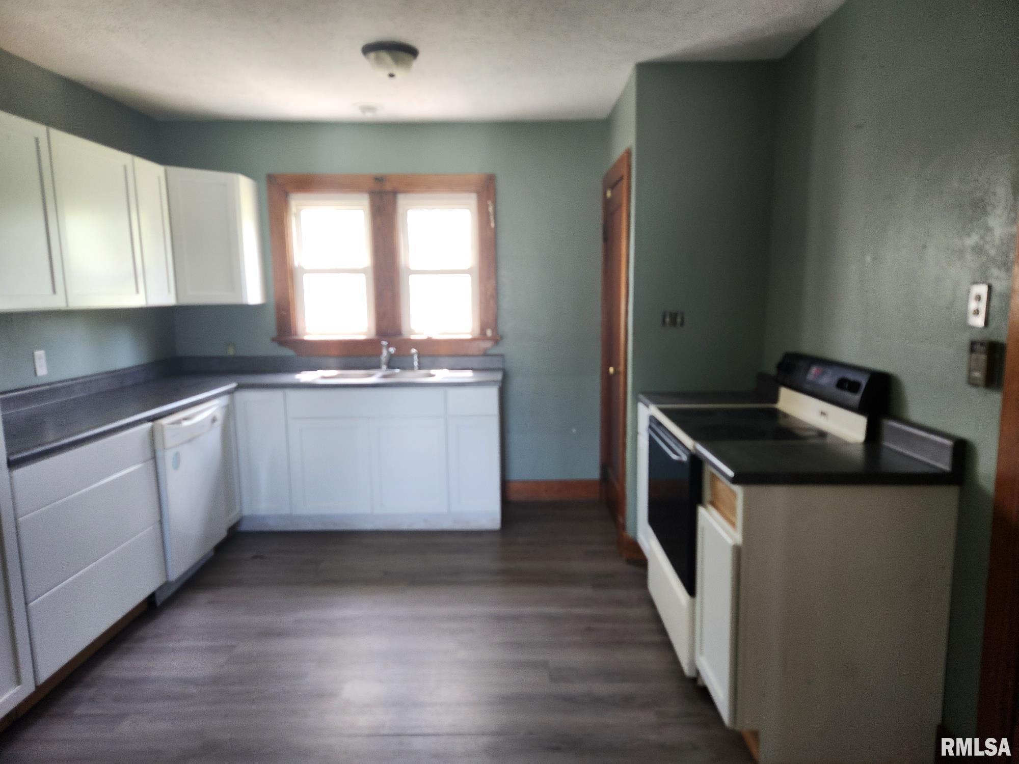 1007 W 7th Street, Centralia, Illinois image 3