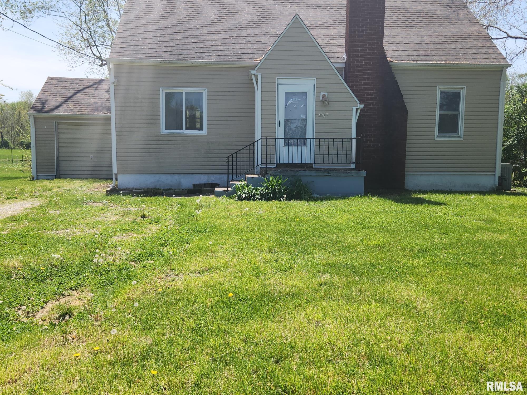 1007 W 7th Street, Centralia, Illinois image 1