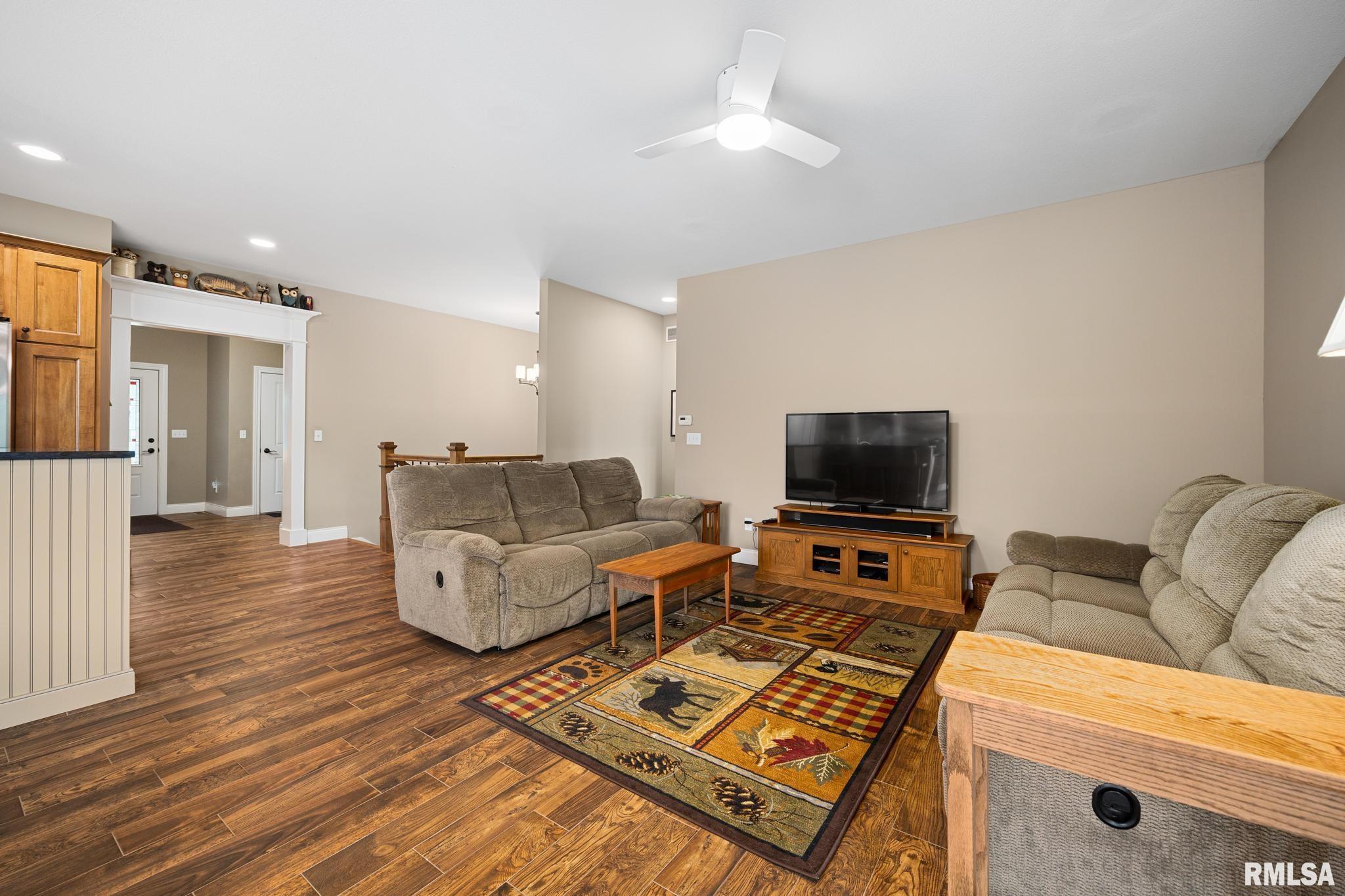 13377 Lakeview Court, Tremont, Illinois image 15