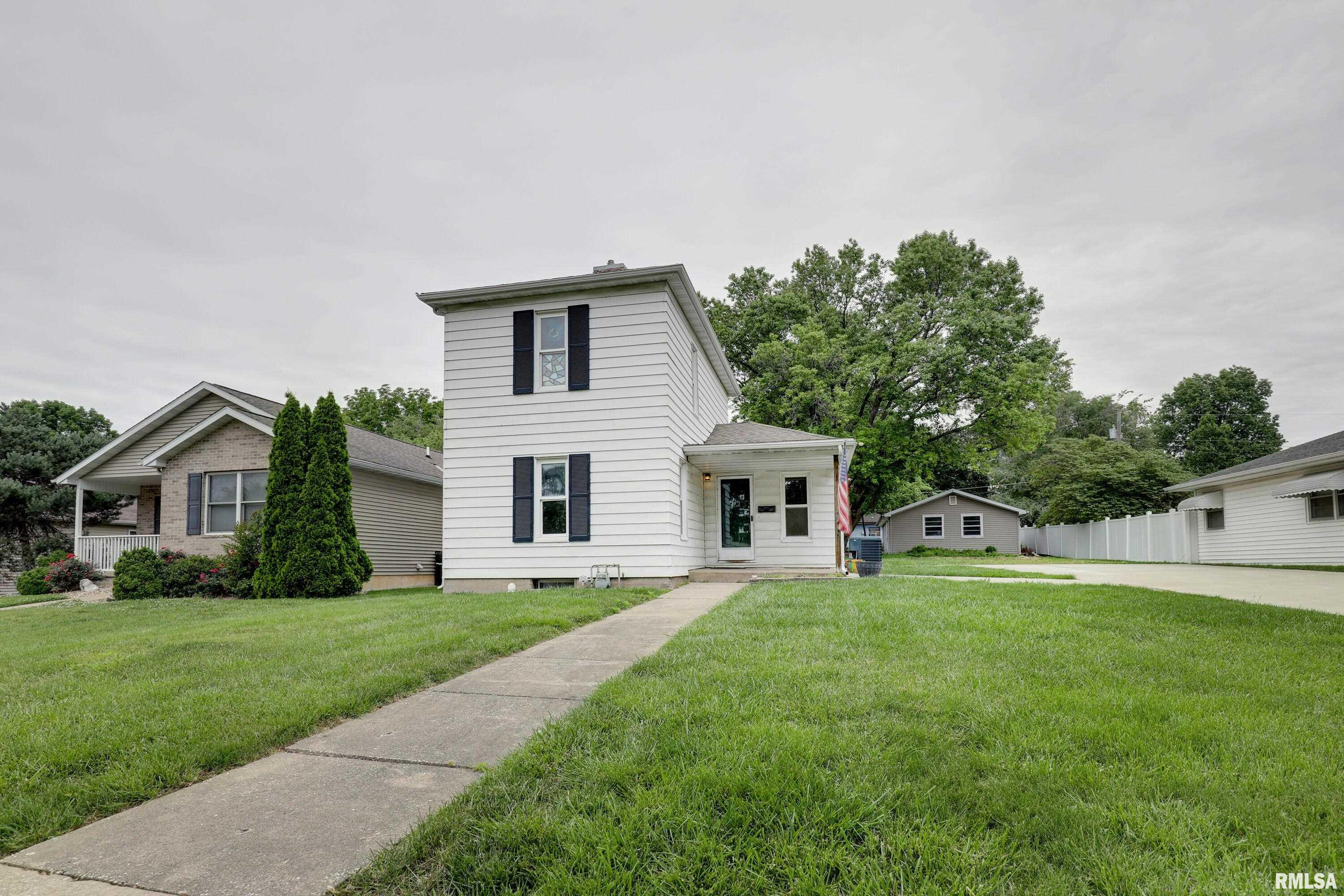 2911 Hampshire Street, Quincy, Illinois image 1