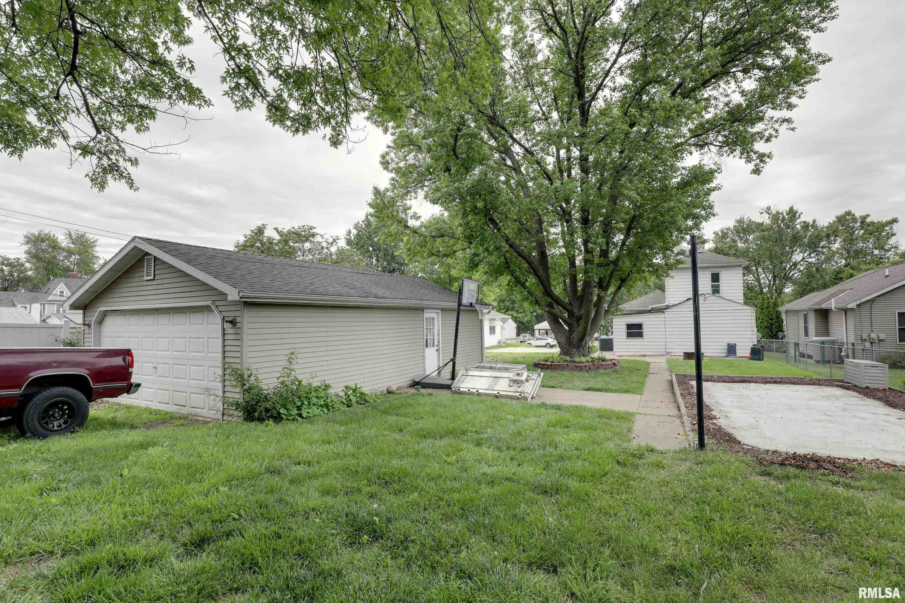 2911 Hampshire Street, Quincy, Illinois image 22