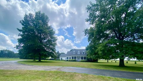 Homes For Sale - 3220 E Cloverdale Road<br/> Chillicothe, IL 61523