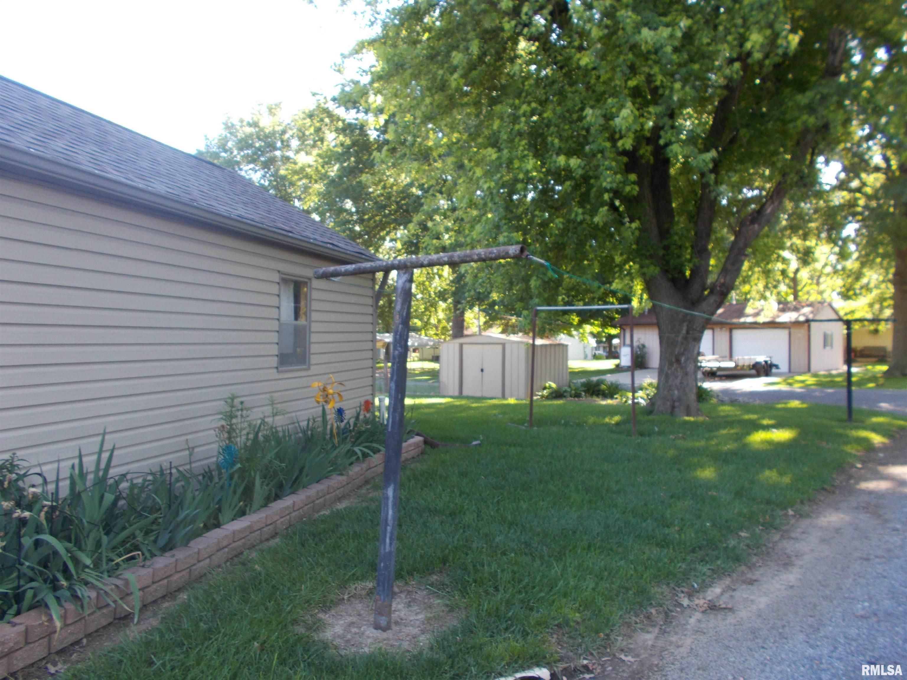 512 S Garfield Street, Steeleville, Illinois image 35