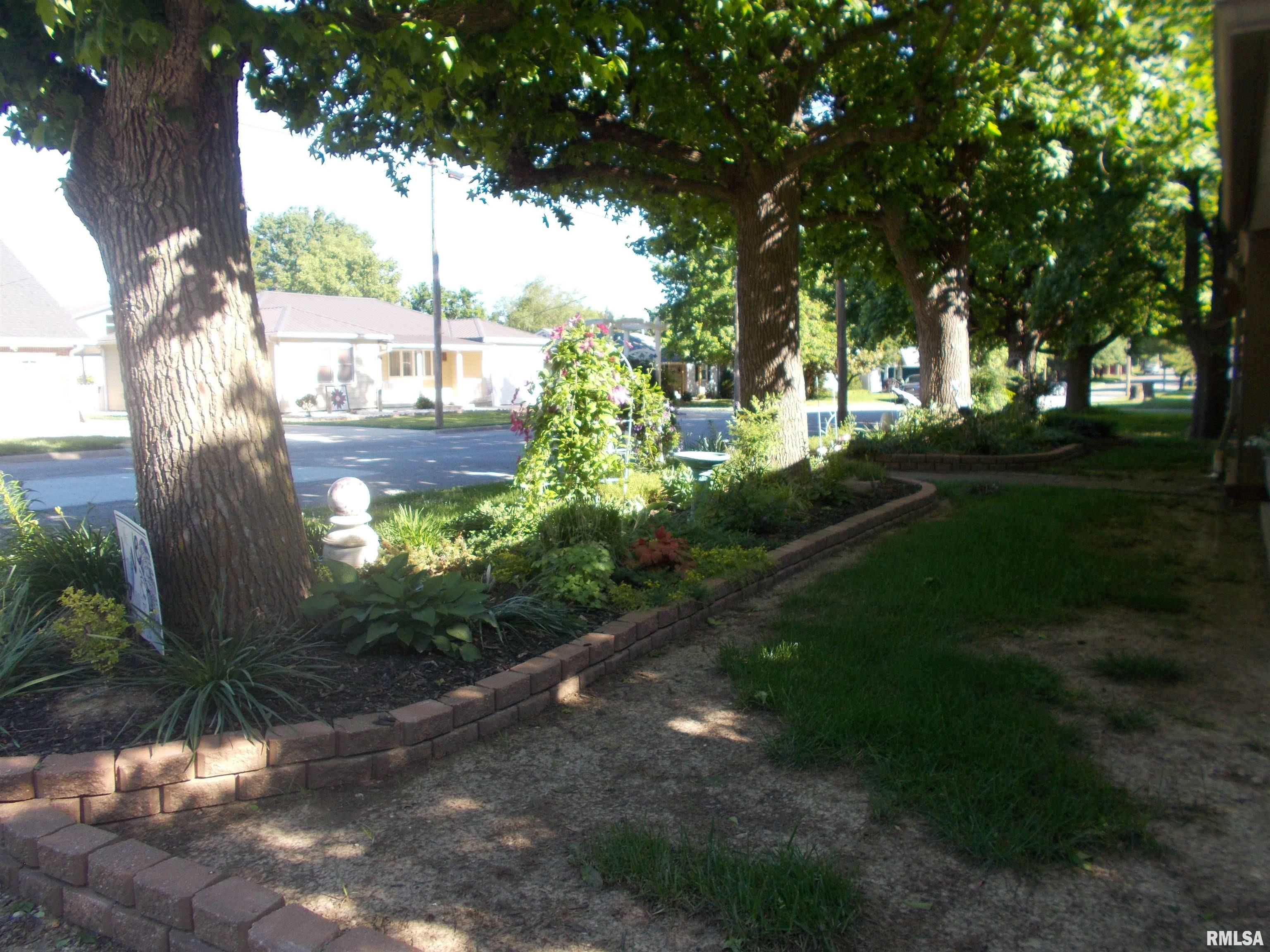 512 S Garfield Street, Steeleville, Illinois image 40