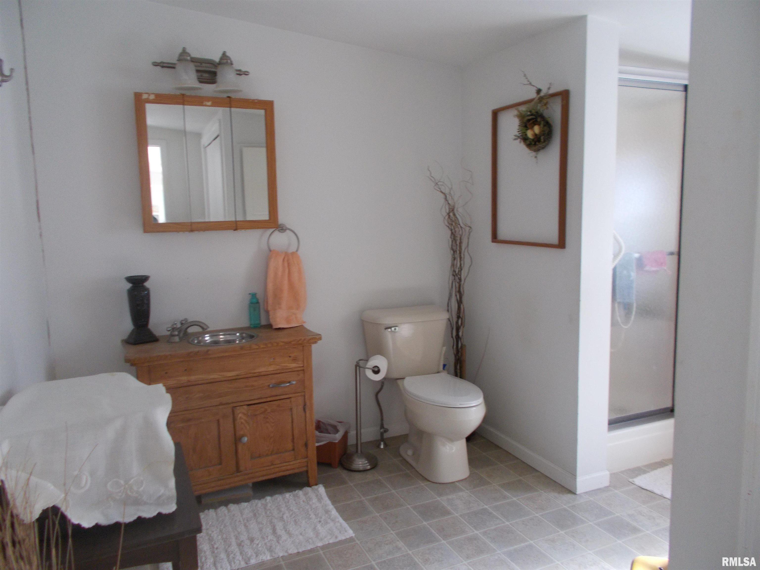 512 S Garfield Street, Steeleville, Illinois image 18