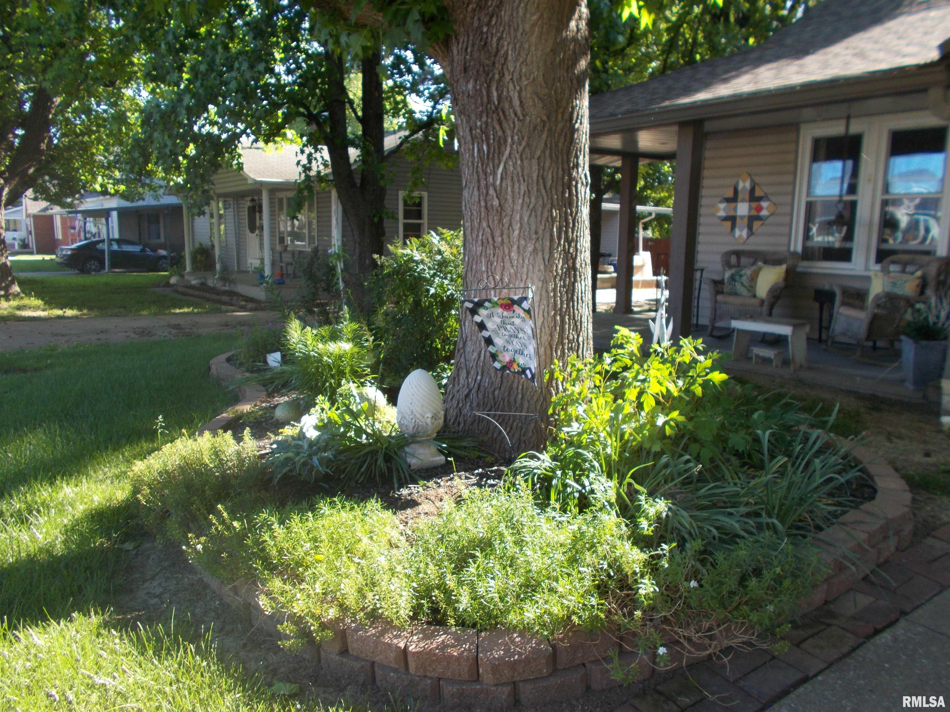 512 S Garfield Street, Steeleville, Illinois image 43