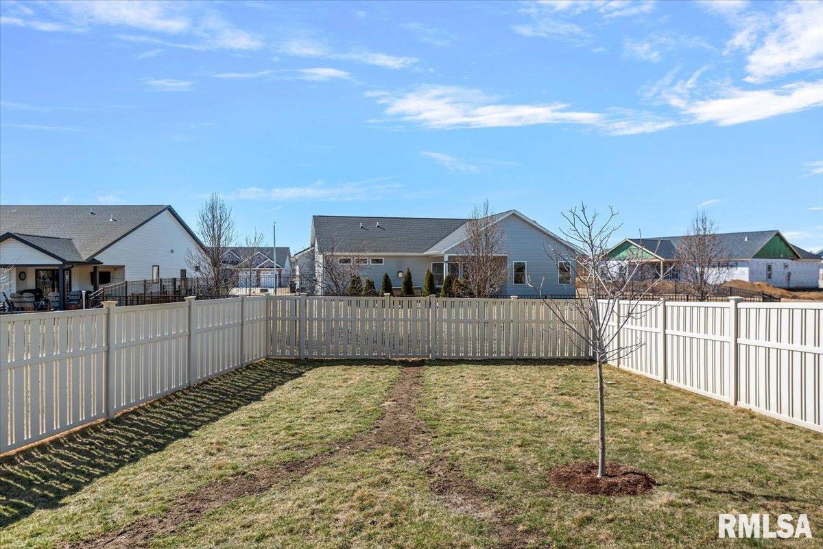 4708 Bellevue Drive, Springfield, Illinois image 38