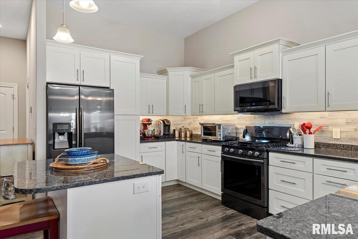 4708 Bellevue Drive, Springfield, Illinois image 12