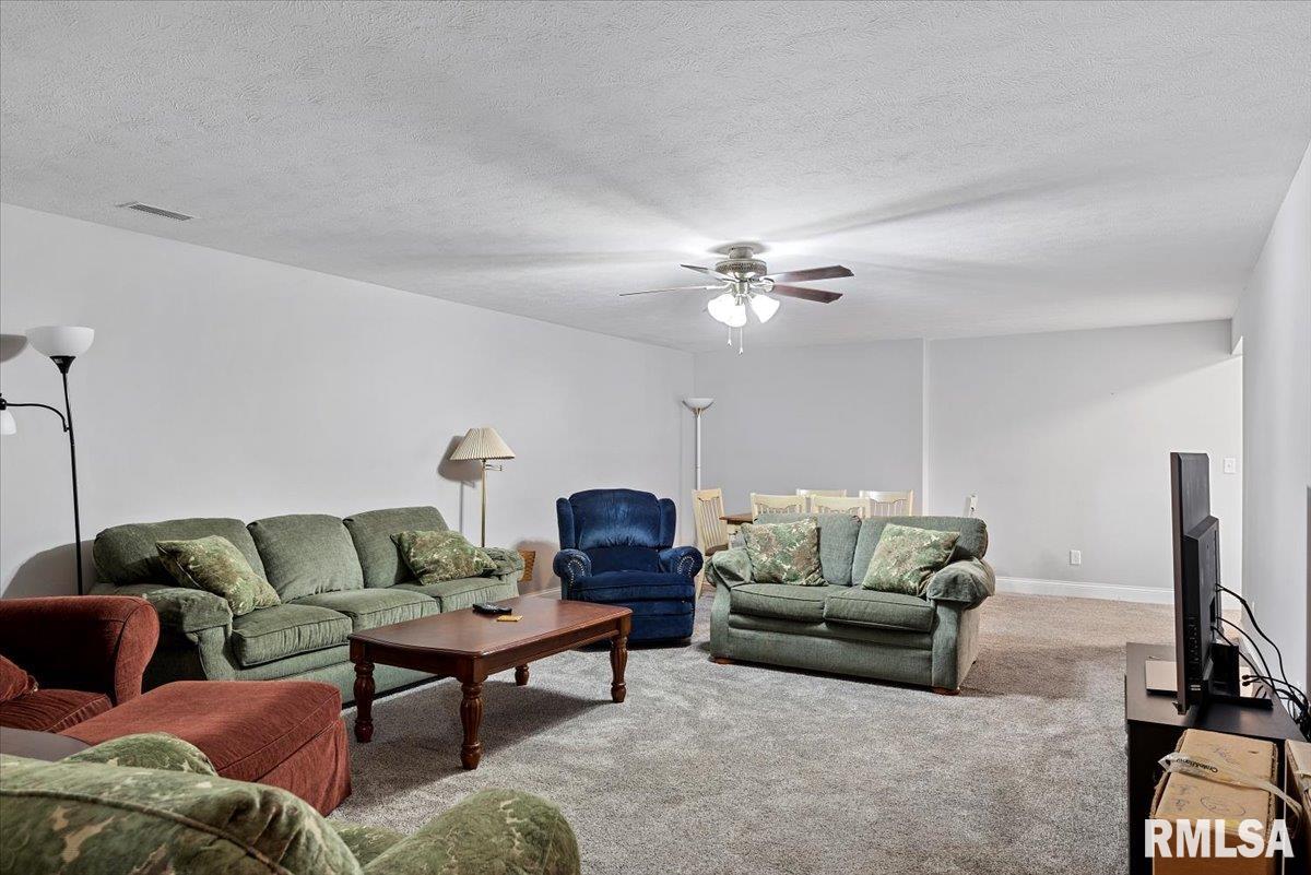 4708 Bellevue Drive, Springfield, Illinois image 29