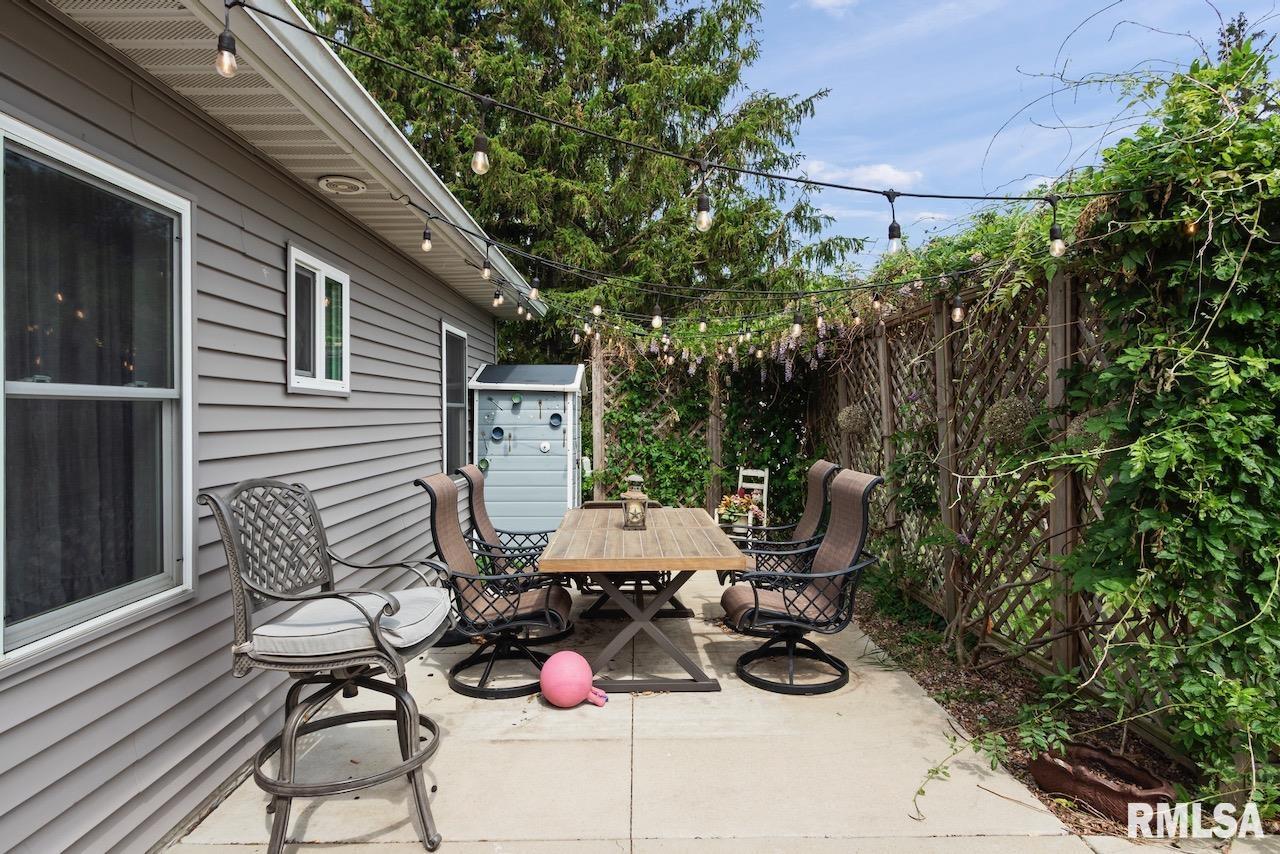 212 W Ash Street, Dunlap, Illinois image 25
