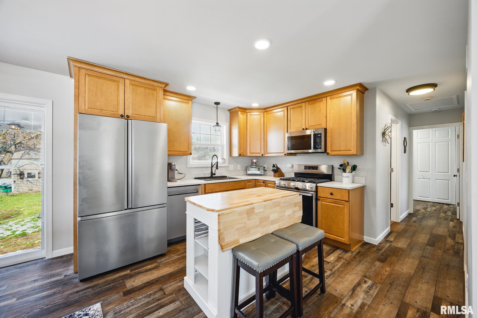 993 Eiker Drive, Knoxville, Illinois image 26