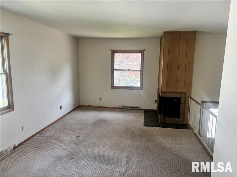 31 Glenwood Lane, Chatham, Illinois image 3