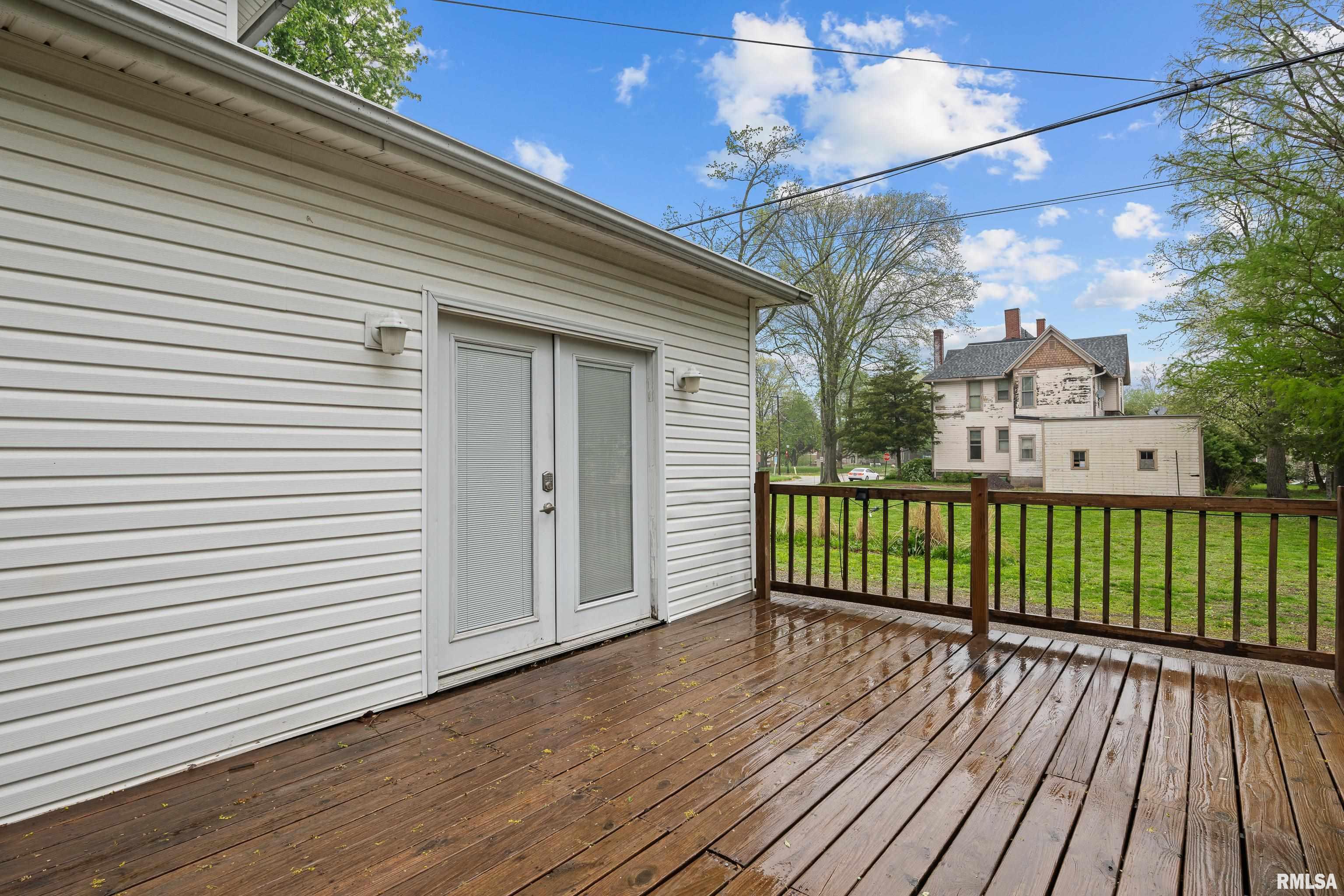 117 S 8th Street, Monmouth, Illinois image 26