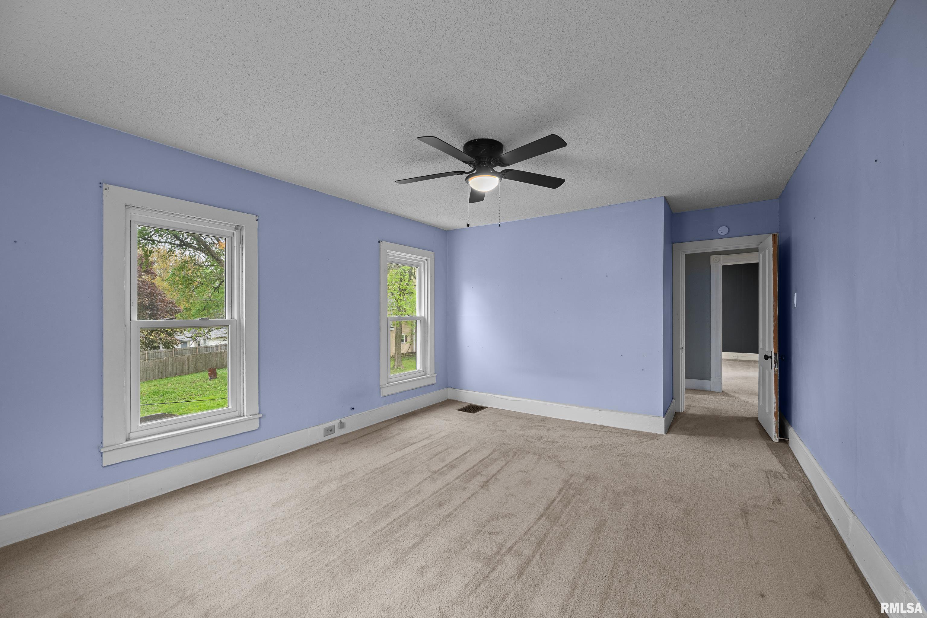 117 S 8th Street, Monmouth, Illinois image 24