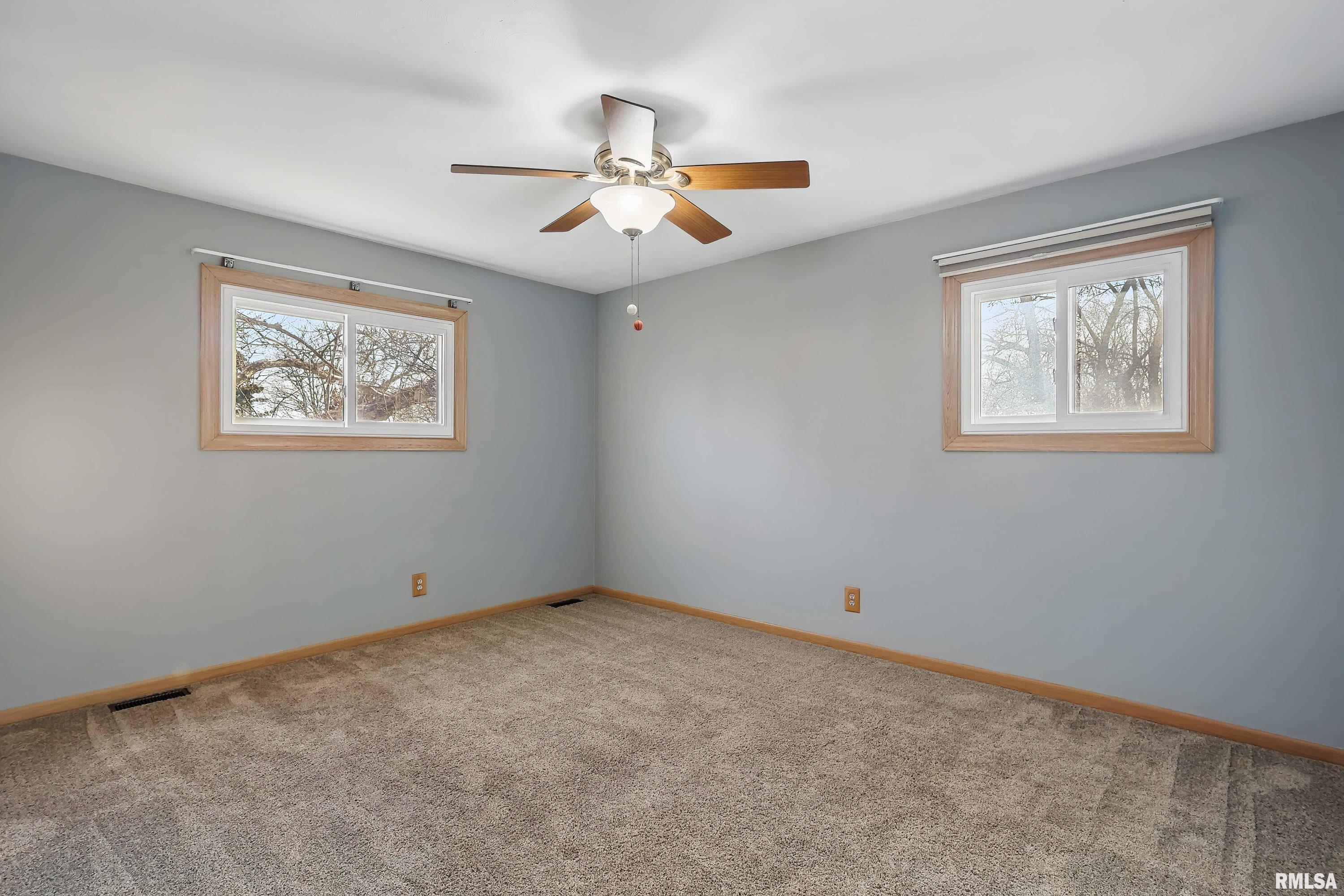 766 W 46th Street, Davenport, Iowa image 14