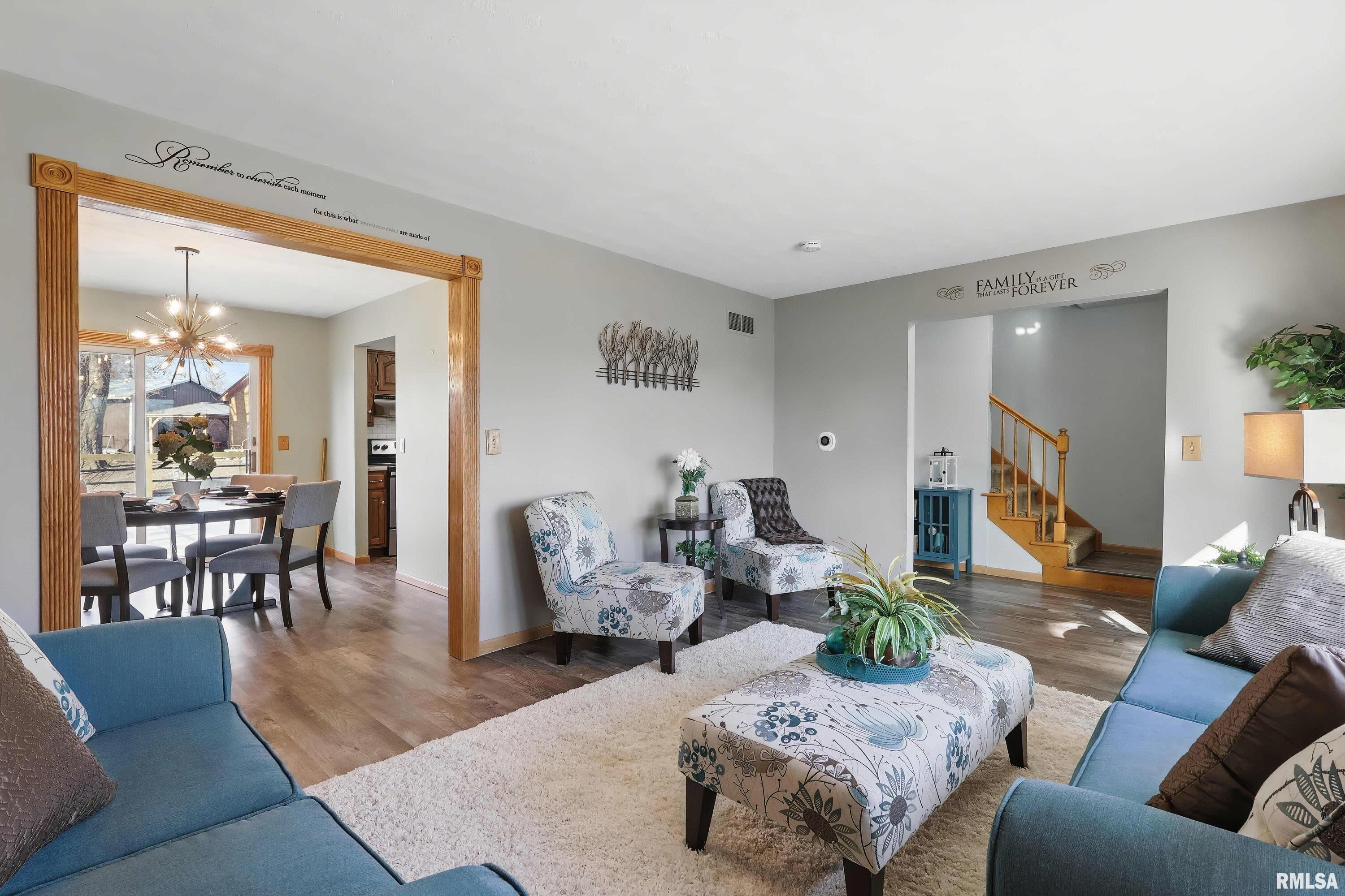 766 W 46th Street, Davenport, Iowa image 3