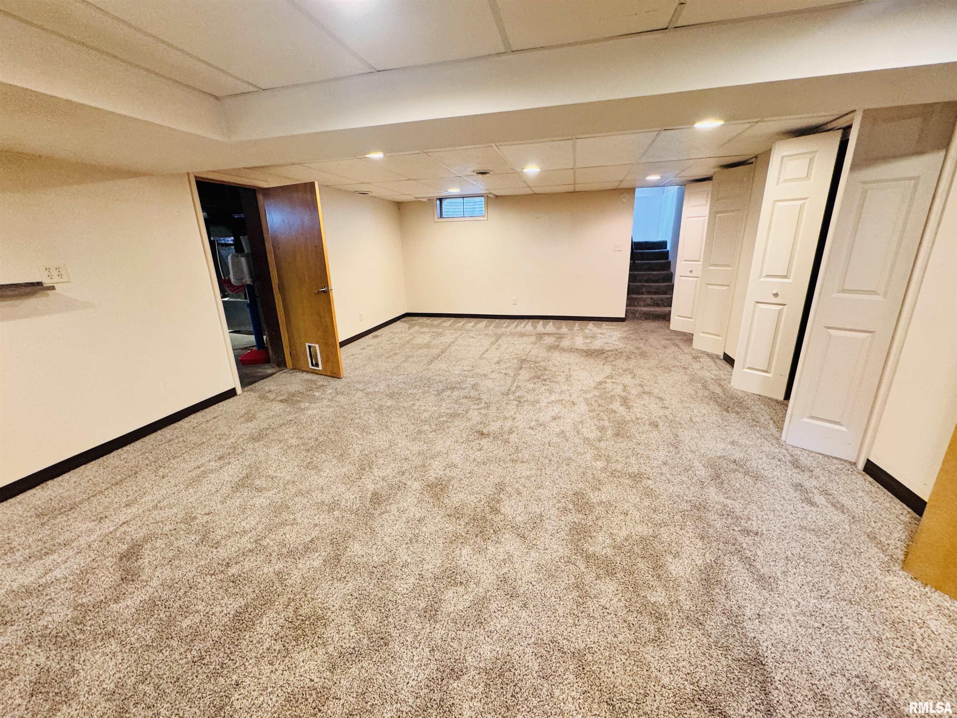 711 E Piper Street, Macomb, Illinois image 36